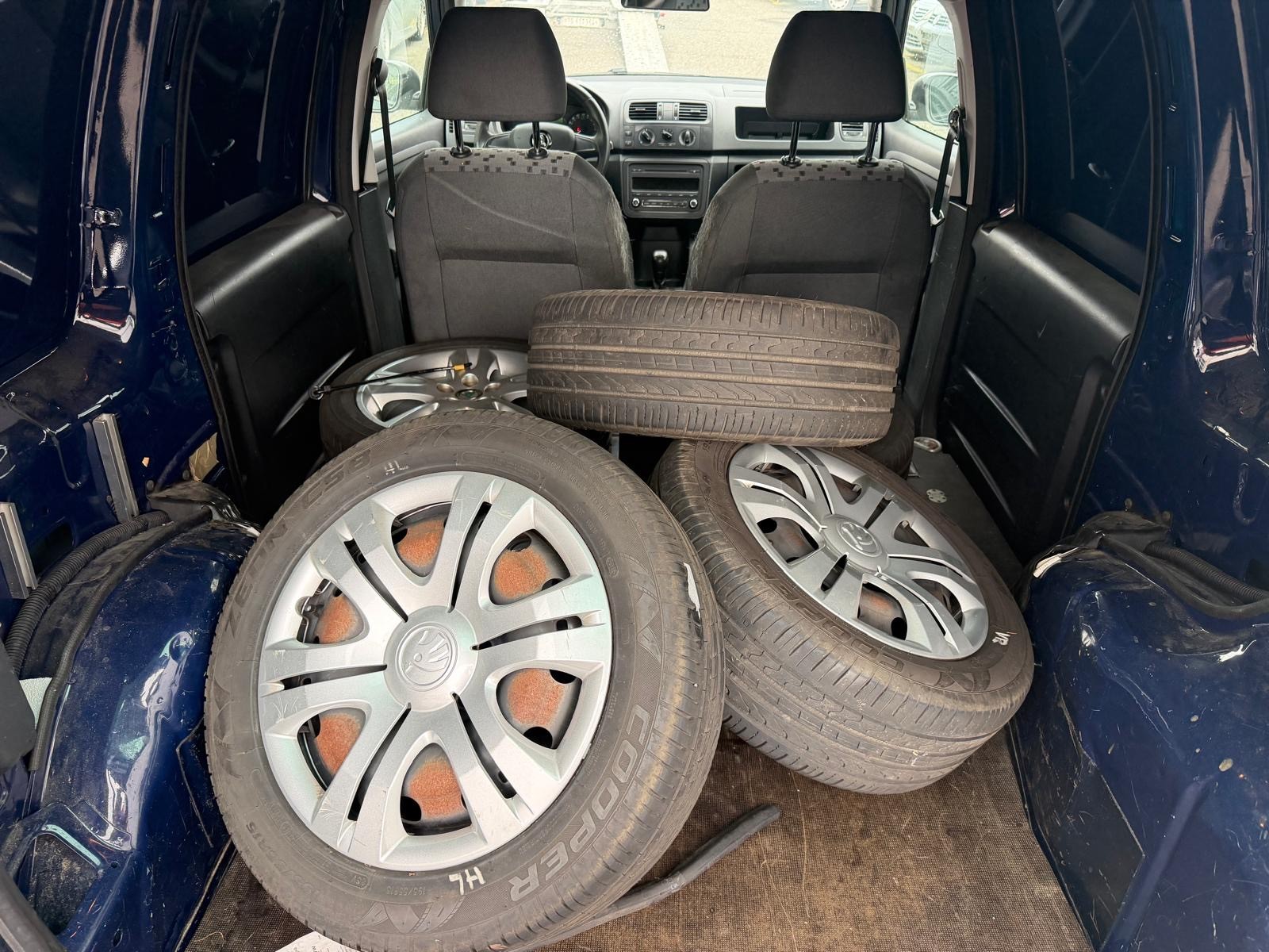 SKODA Praktik 1.2 HTP-image-7