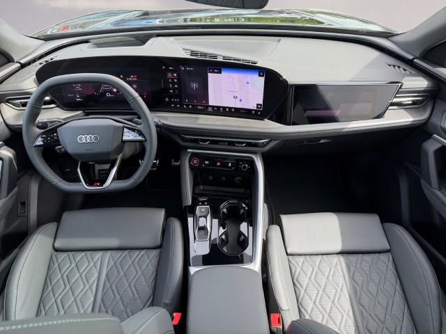 AUDI SQ5 TFSI quattro S-tronic-image-11