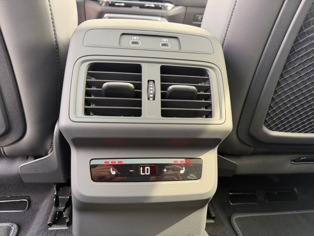 AUDI SQ5 TFSI quattro S-tronic-image-21