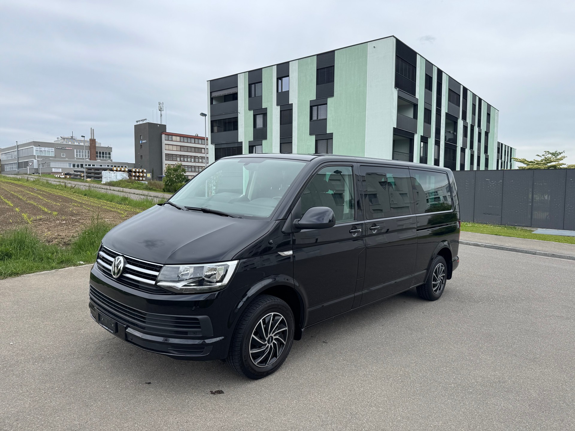 VW VW T6 2.0 TDI 4MOTION DSG (9) PLÄTZE