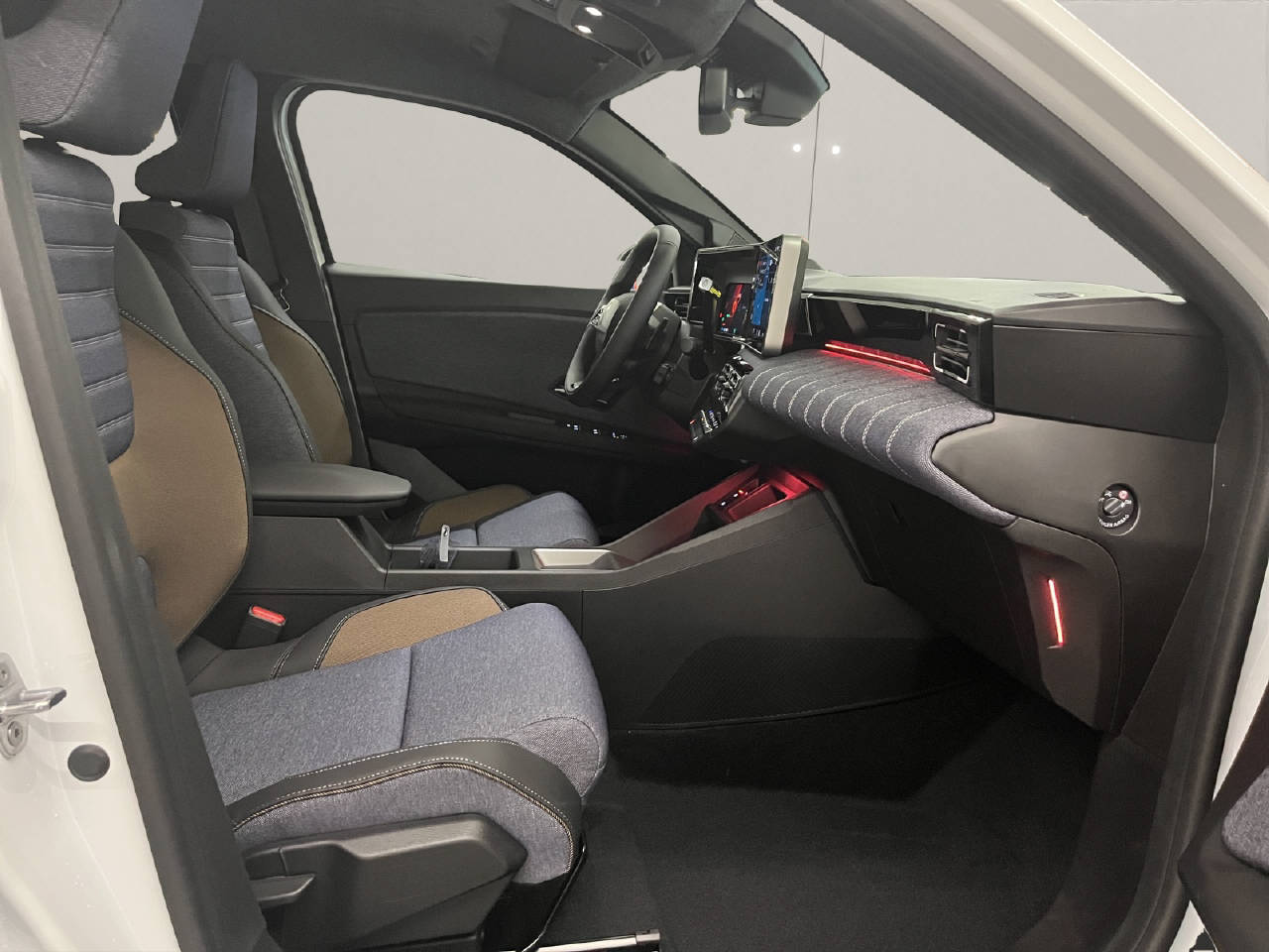 RENAULT R5 E-Tech Comfort Range techno-image-13