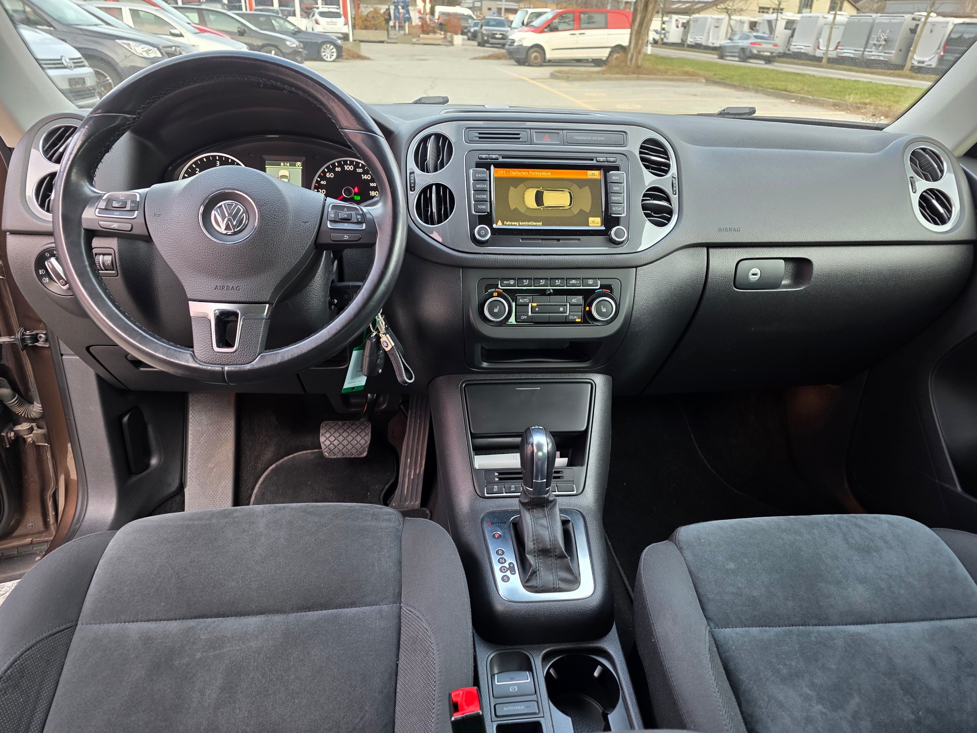 VW Tiguan 2.0 TDI BlueMotion Sport&Style 4Motion-image-7