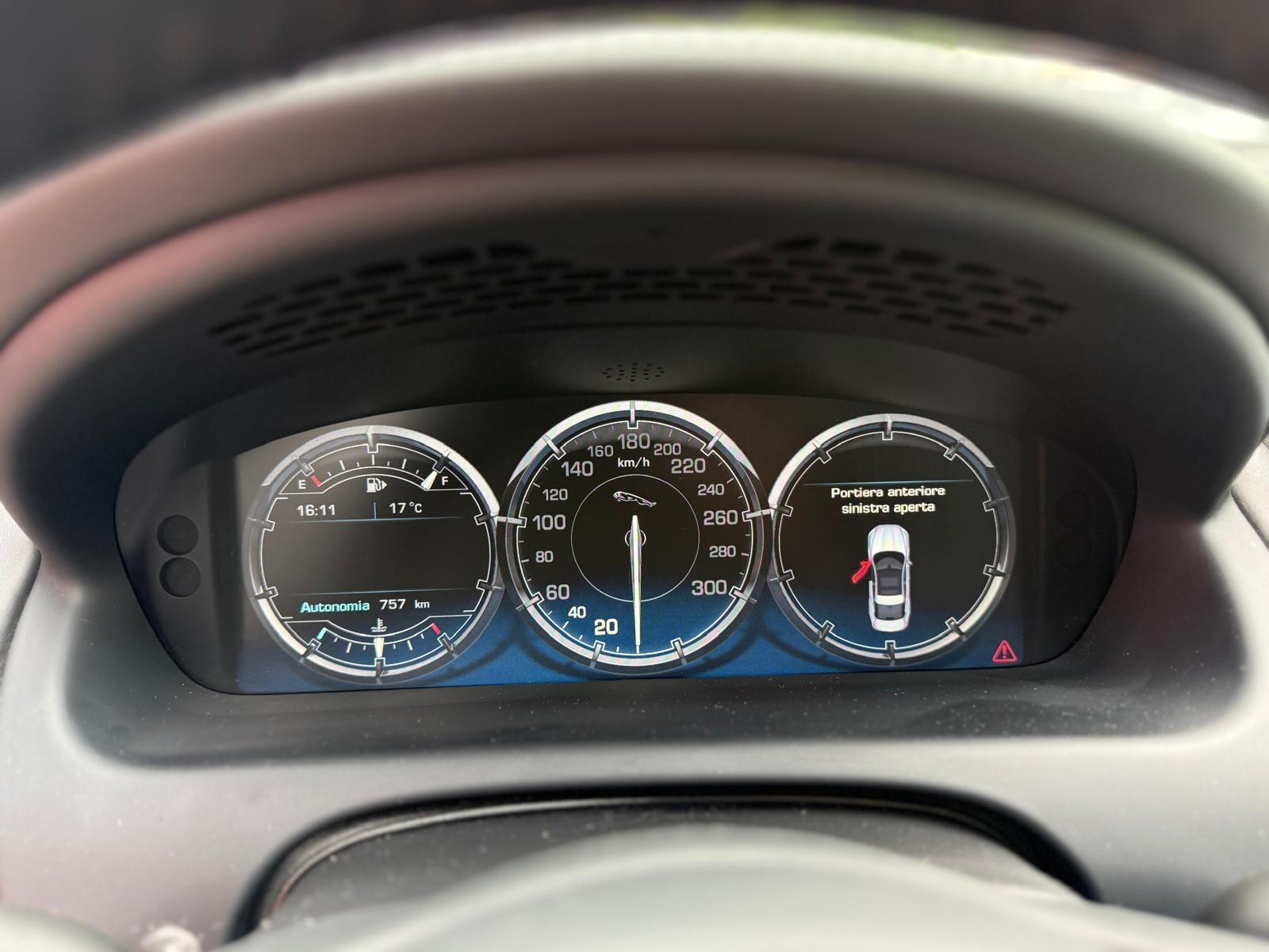 JAGUAR 5.0 V8 S/C XJR-image-5