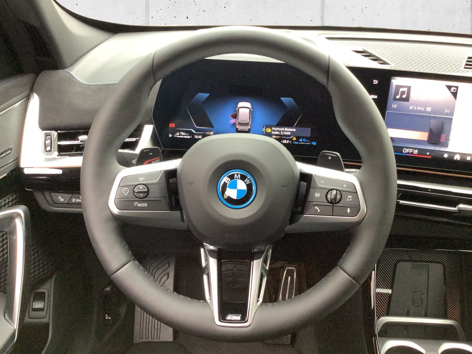 BMW X1 xDrive 30e M Sport-image-13