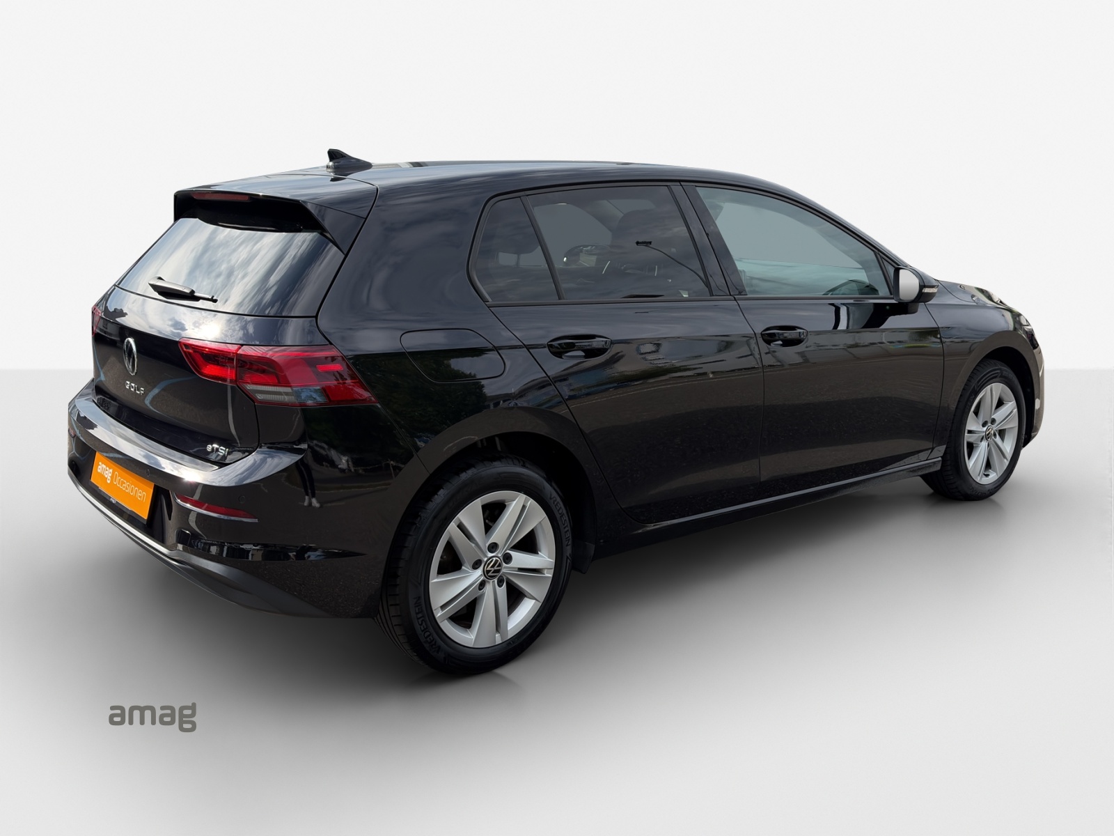 VW Golf 1.0 eTSI mHEV ACTLife DSG-image-4