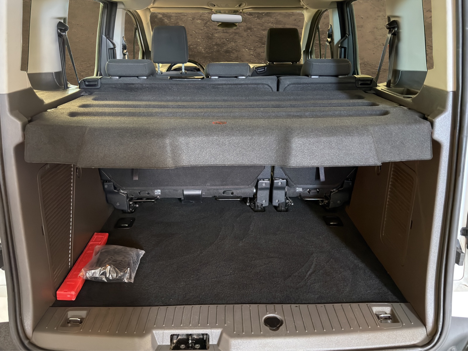 FORD Tourneo Connect 1.5 EcoBlue Trend Automat-image-13