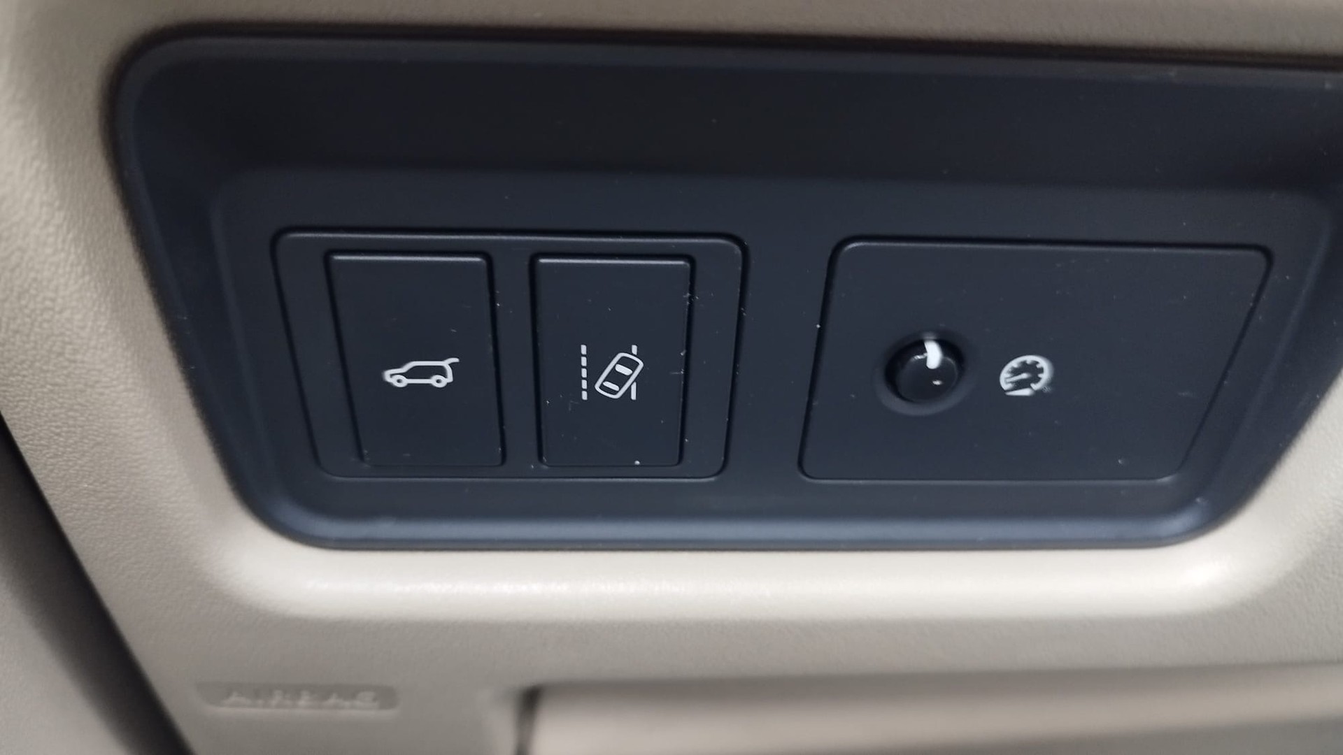 LAND ROVER Discovery Sport 2.0 Si4 HSE Luxury AT9-image-10