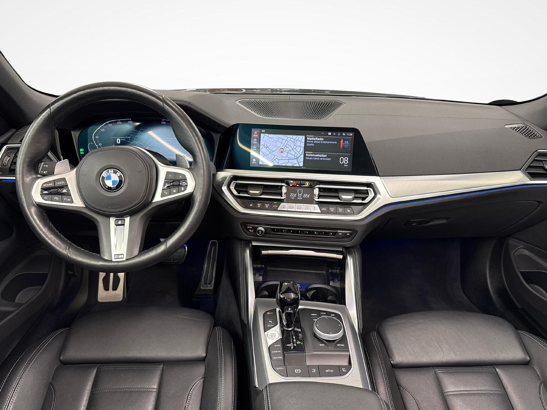 BMW 420i SAG Cabrio-image-11