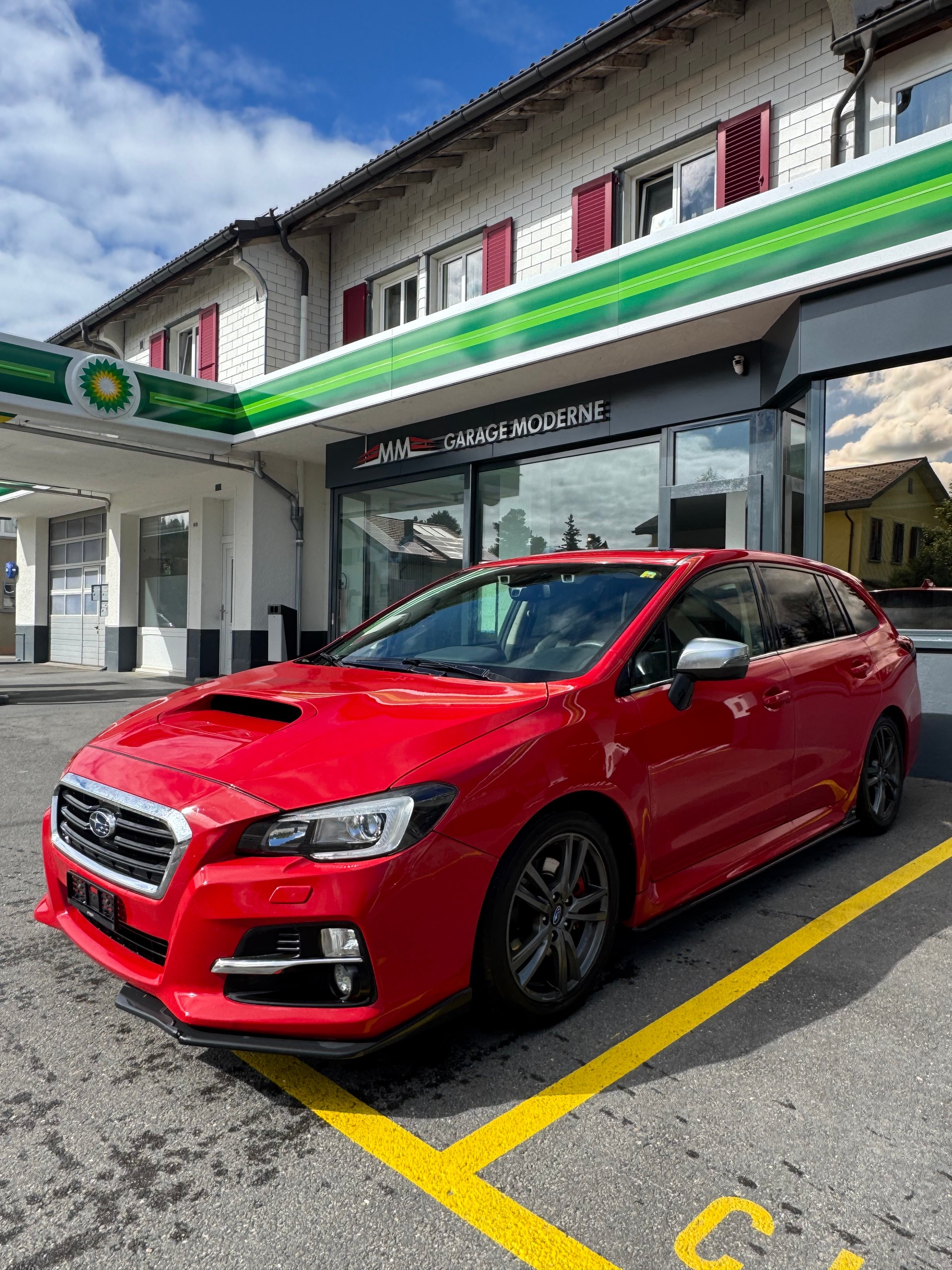 SUBARU Levorg 1.6DIT Luxury S AWD Lineartronic-image-0