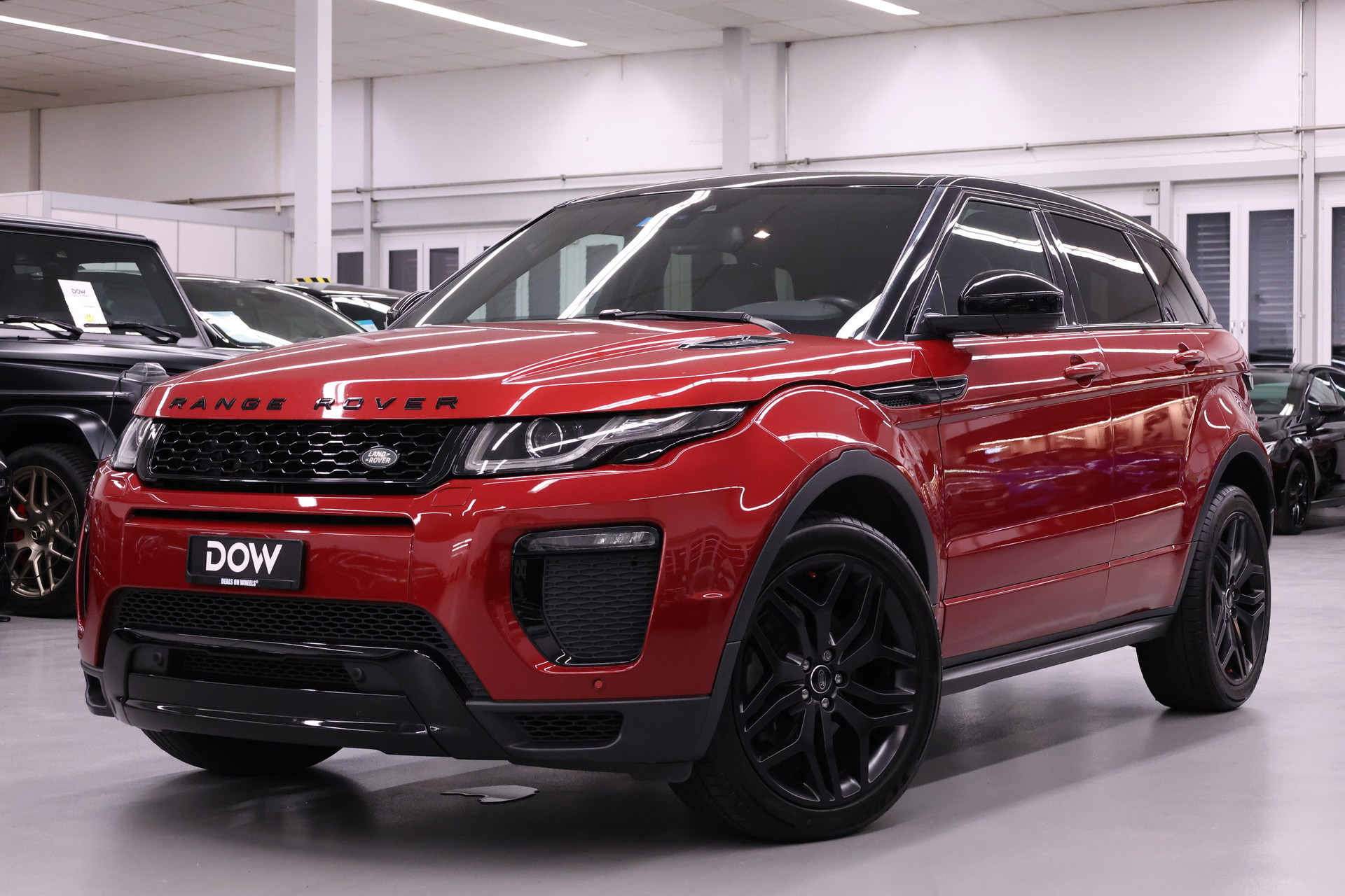 LAND ROVER Range Rover Evoque 2.0 TD4 HSE Dynamic-image-0