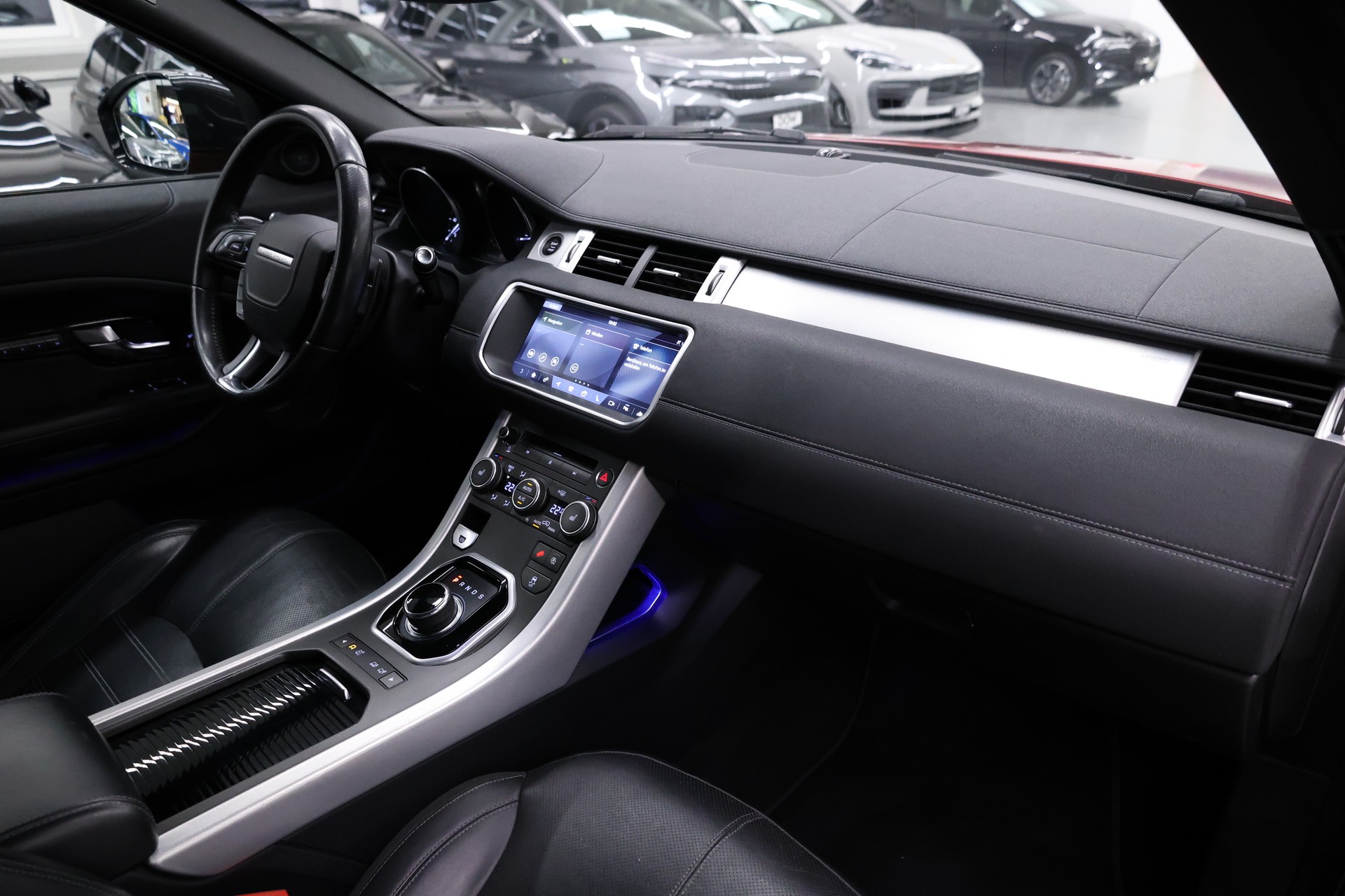 LAND ROVER Range Rover Evoque 2.0 TD4 HSE Dynamic-image-20