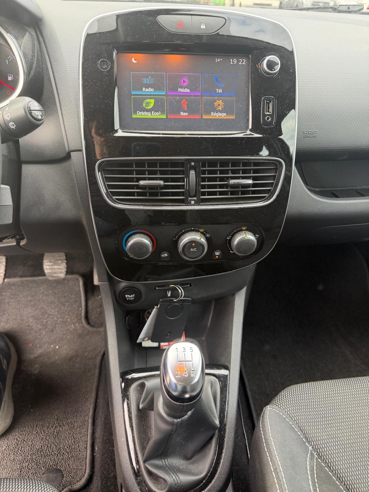 RENAULT Clio 0.9 12V Business Line-image-5