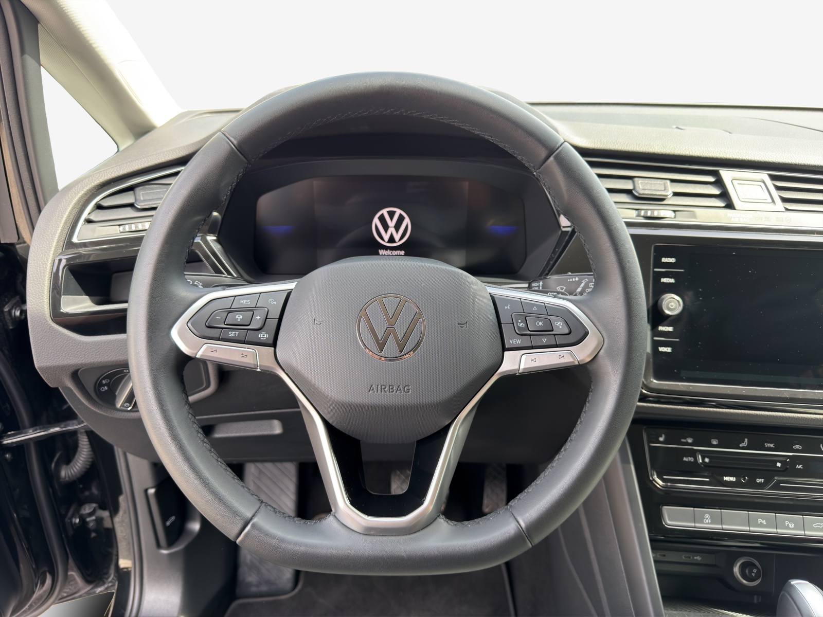 VW Touran 1.5 TSI EVO Comfortline DSG-image-9