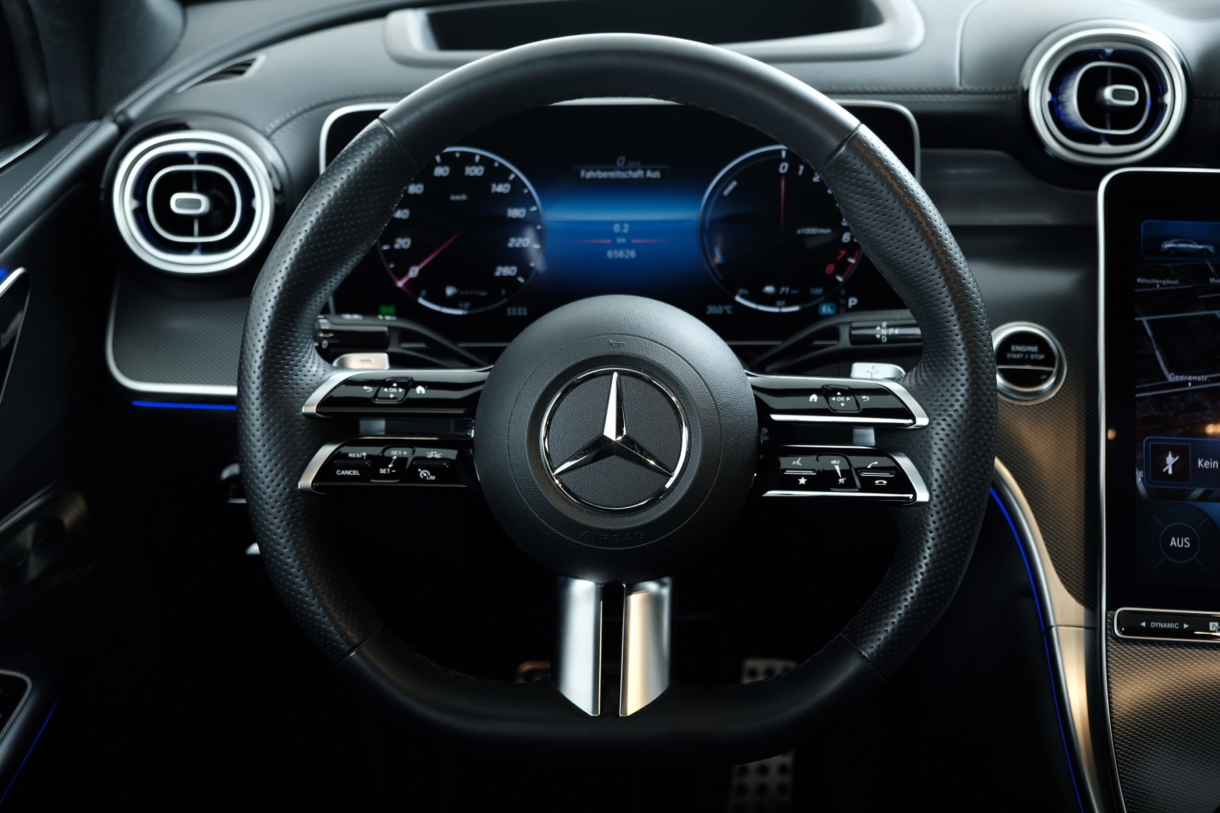 MERCEDES-BENZ GLC Coupé 400 e 4Matic 9G-Tronic-image-7