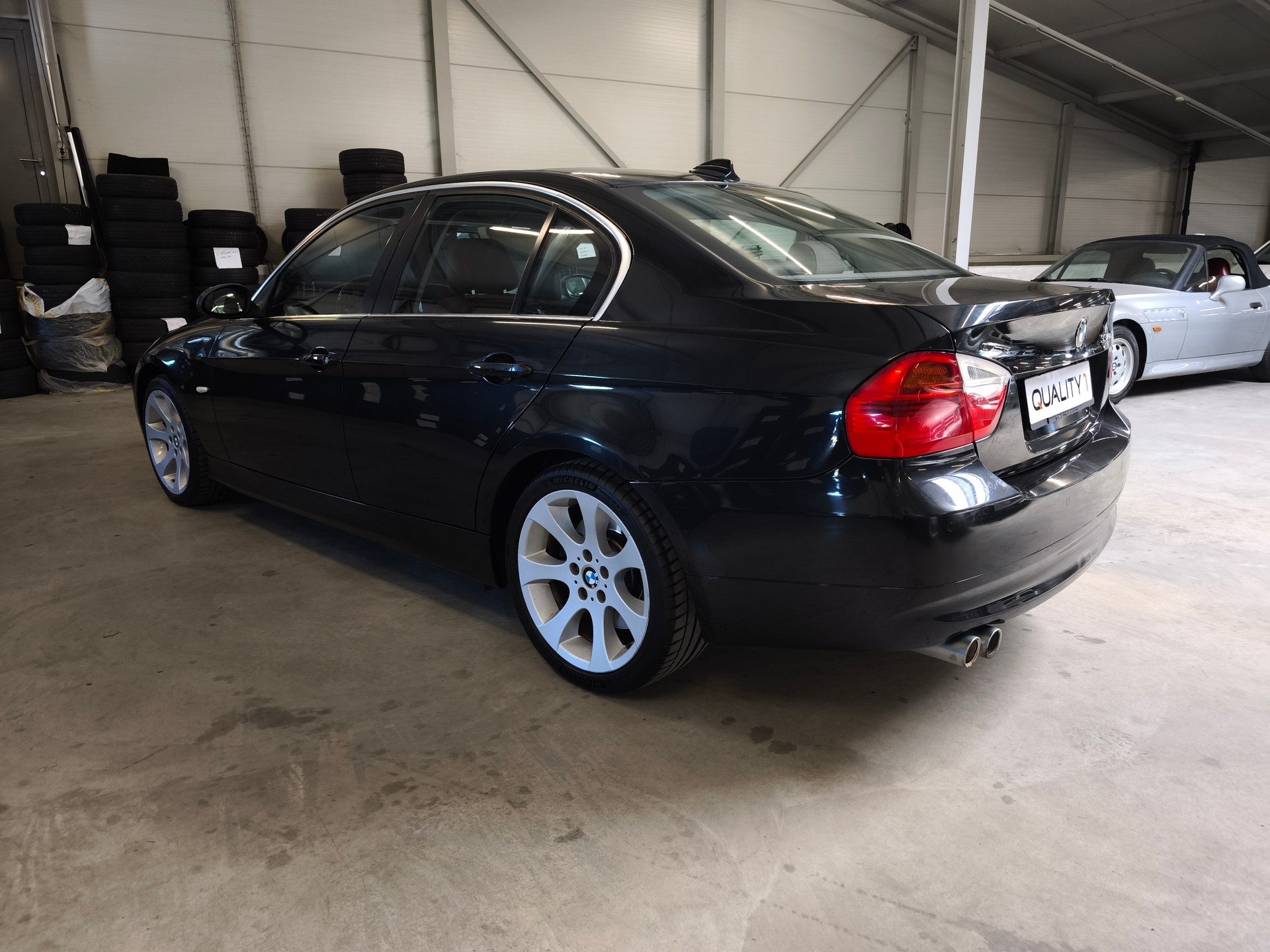 BMW 330d-image-4