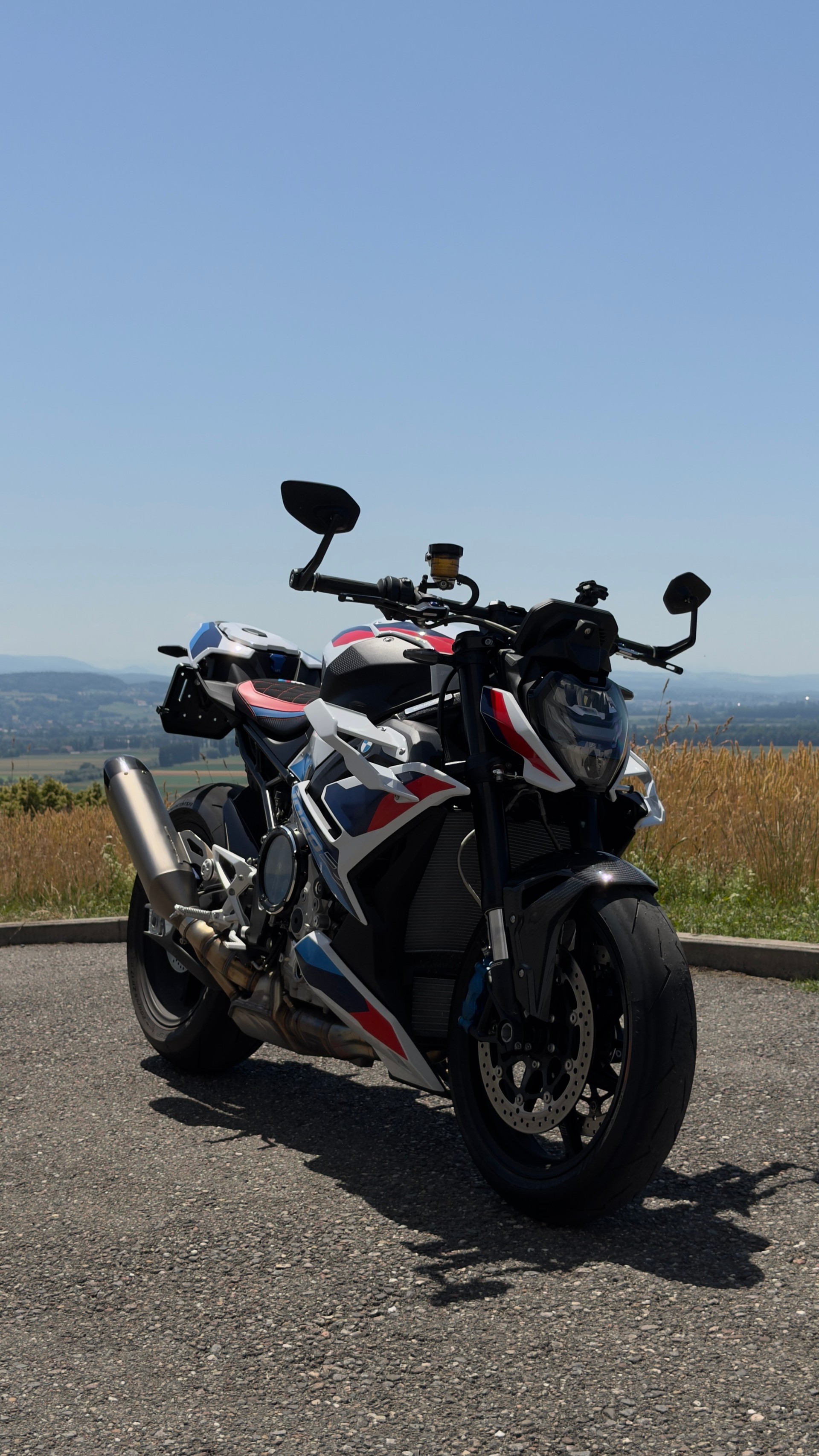 BMW M 1000 R