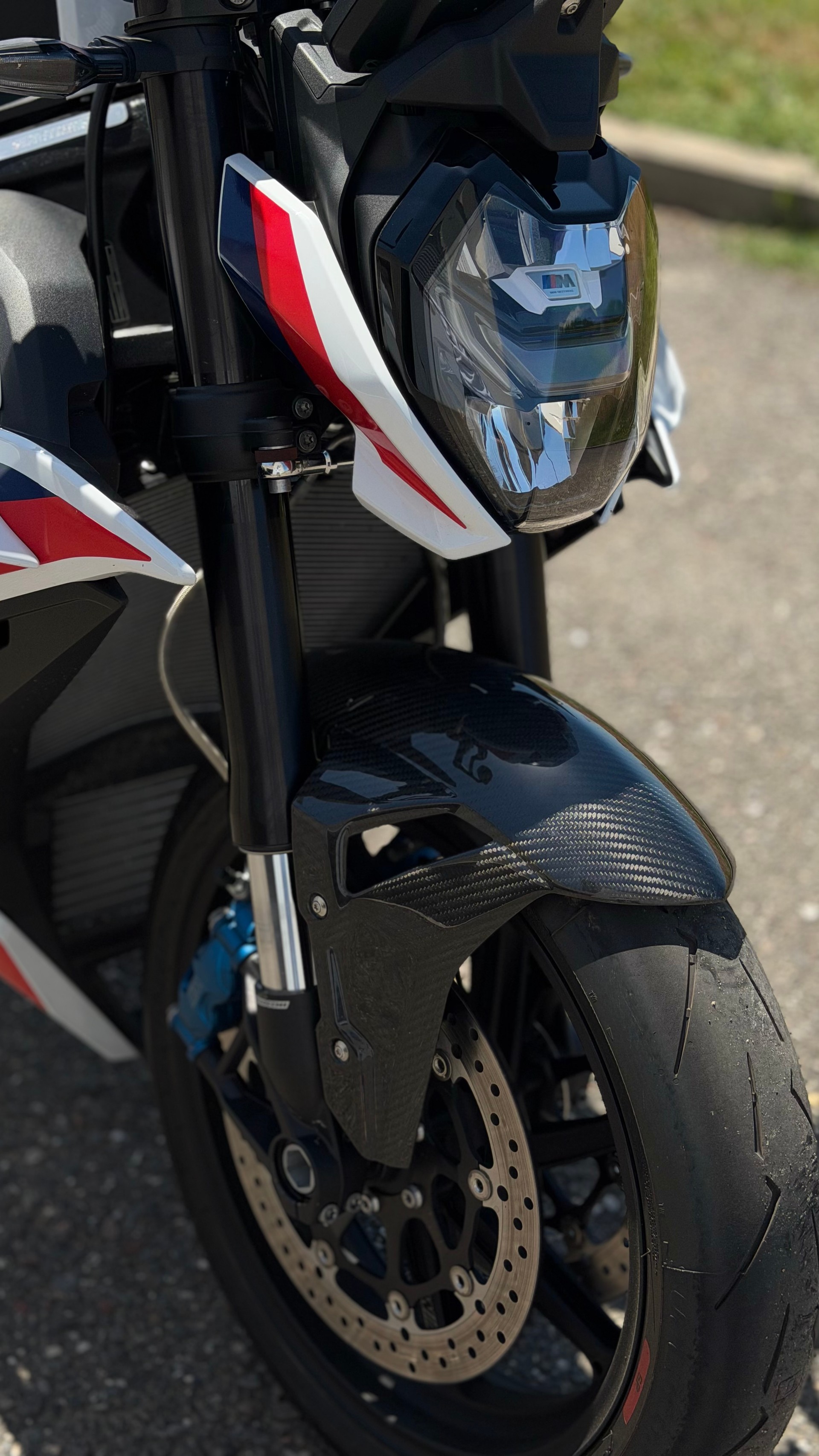 BMW M 1000 R-image-7