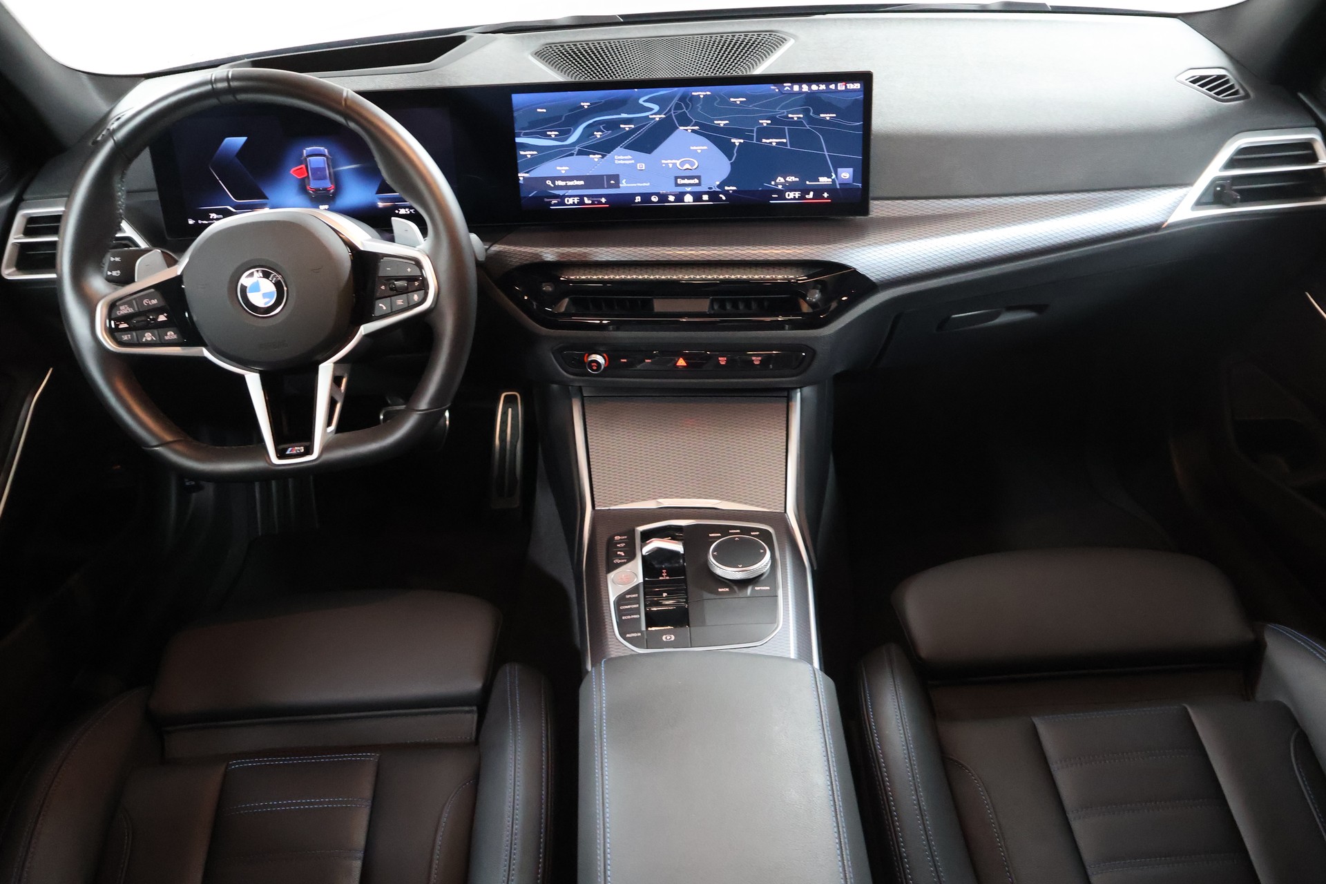 BMW 330i Touring xDrive Steptronic M Sport-image-9