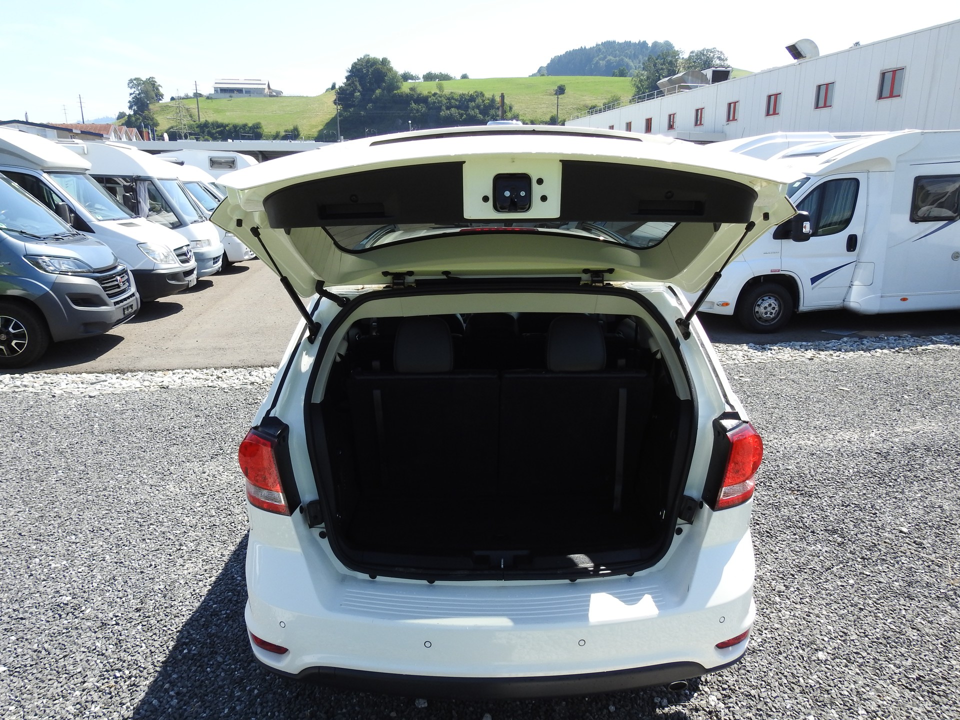 FIAT Freemont 2.0 MJ Urban AWD Automat-image-9