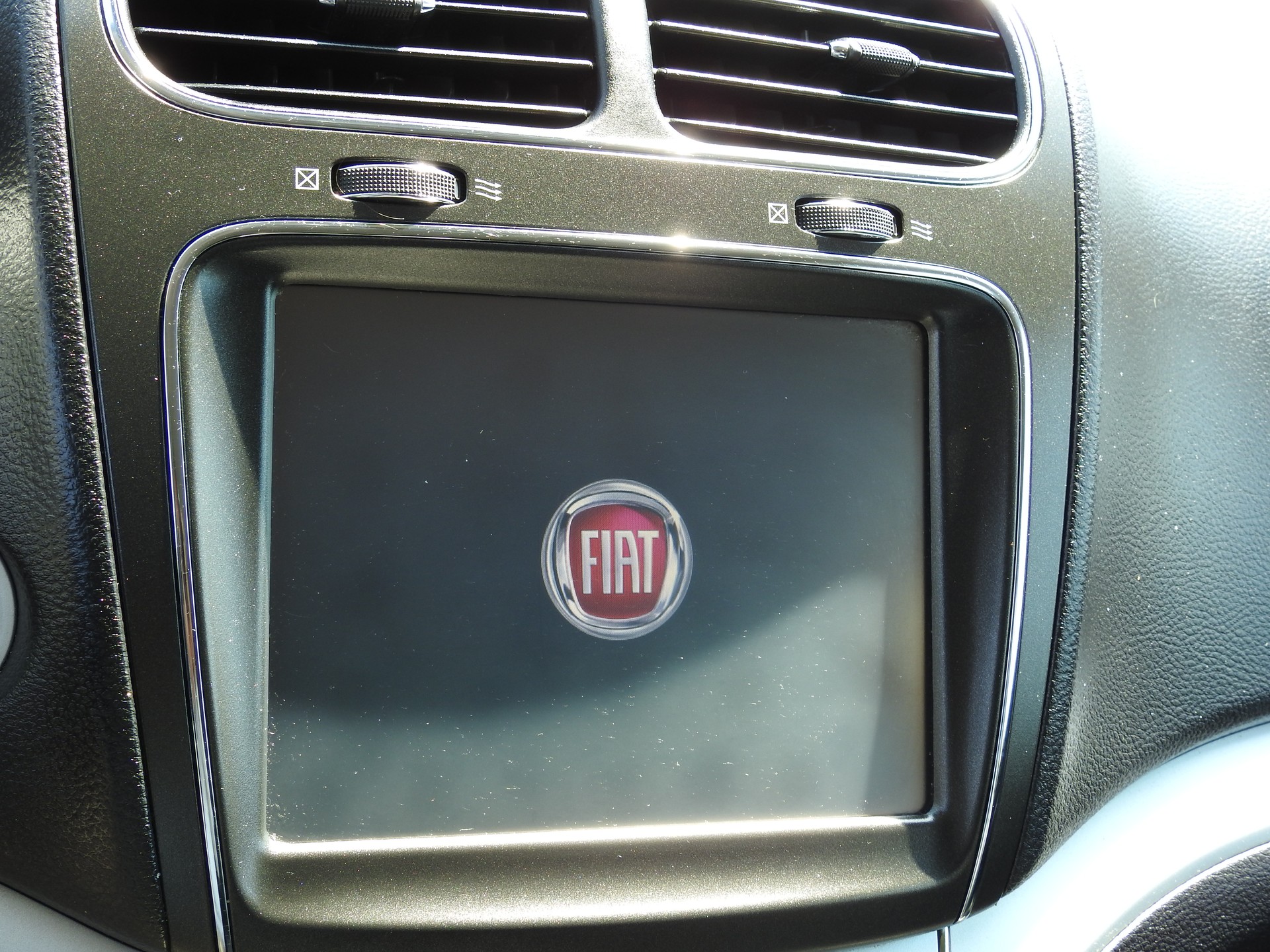 FIAT Freemont 2.0 MJ Urban AWD Automat-image-25
