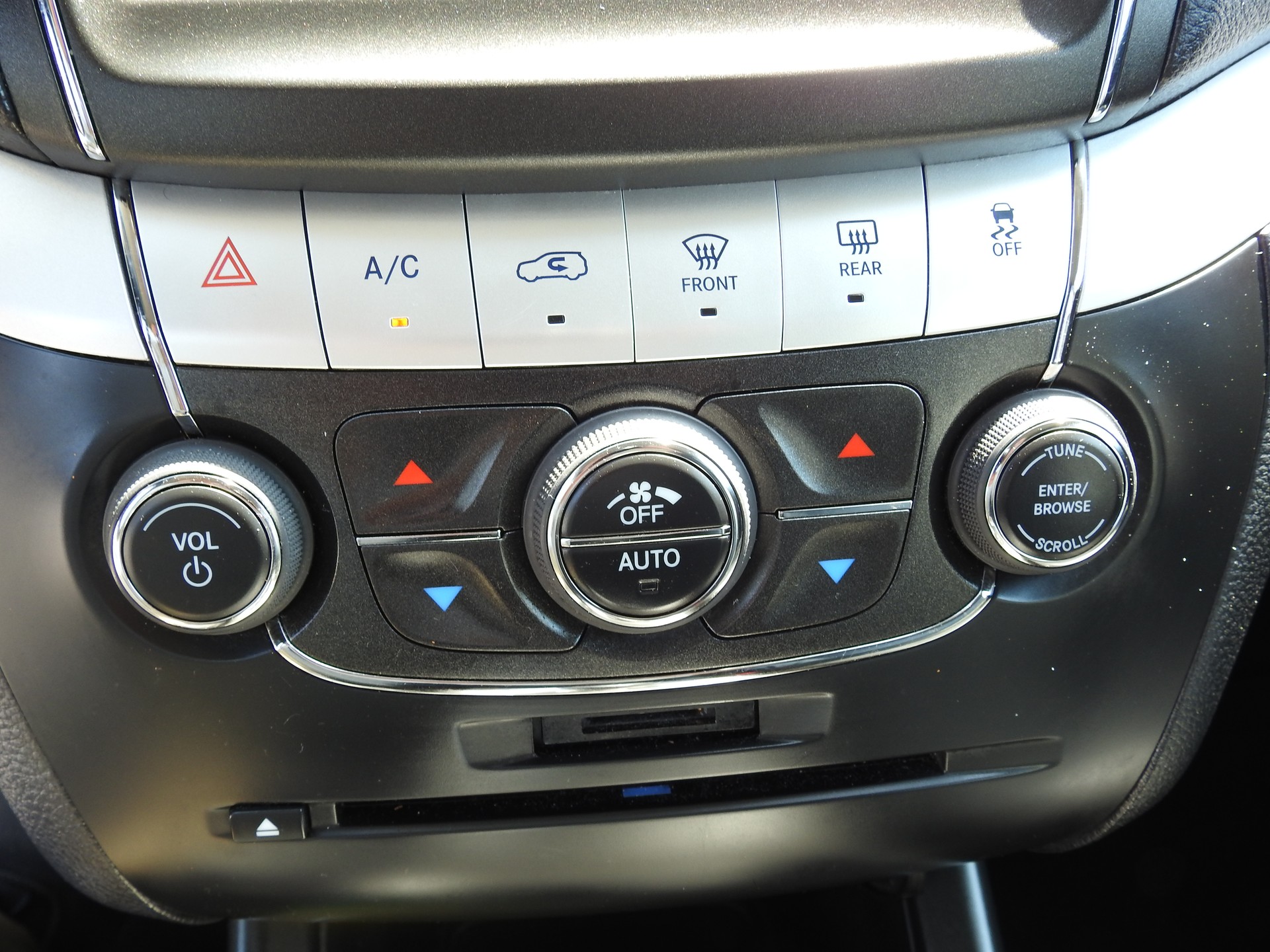 FIAT Freemont 2.0 MJ Urban AWD Automat-image-26