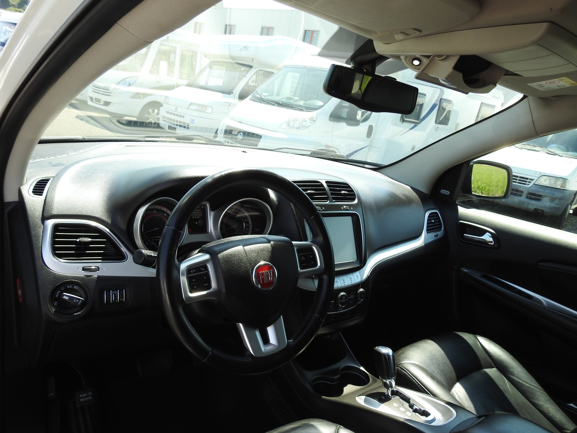 FIAT Freemont 2.0 MJ Urban AWD Automat-image-12