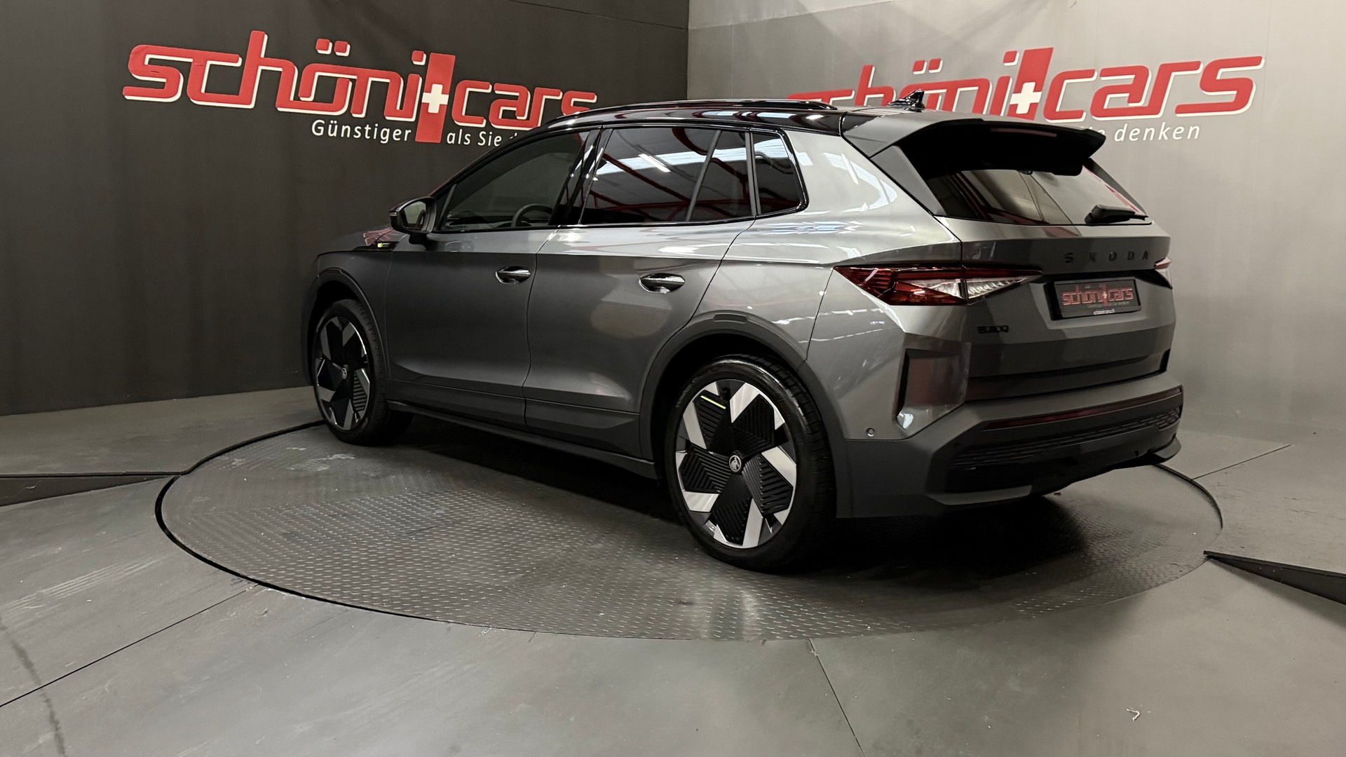SKODA Elroq RS 4x4-image-3