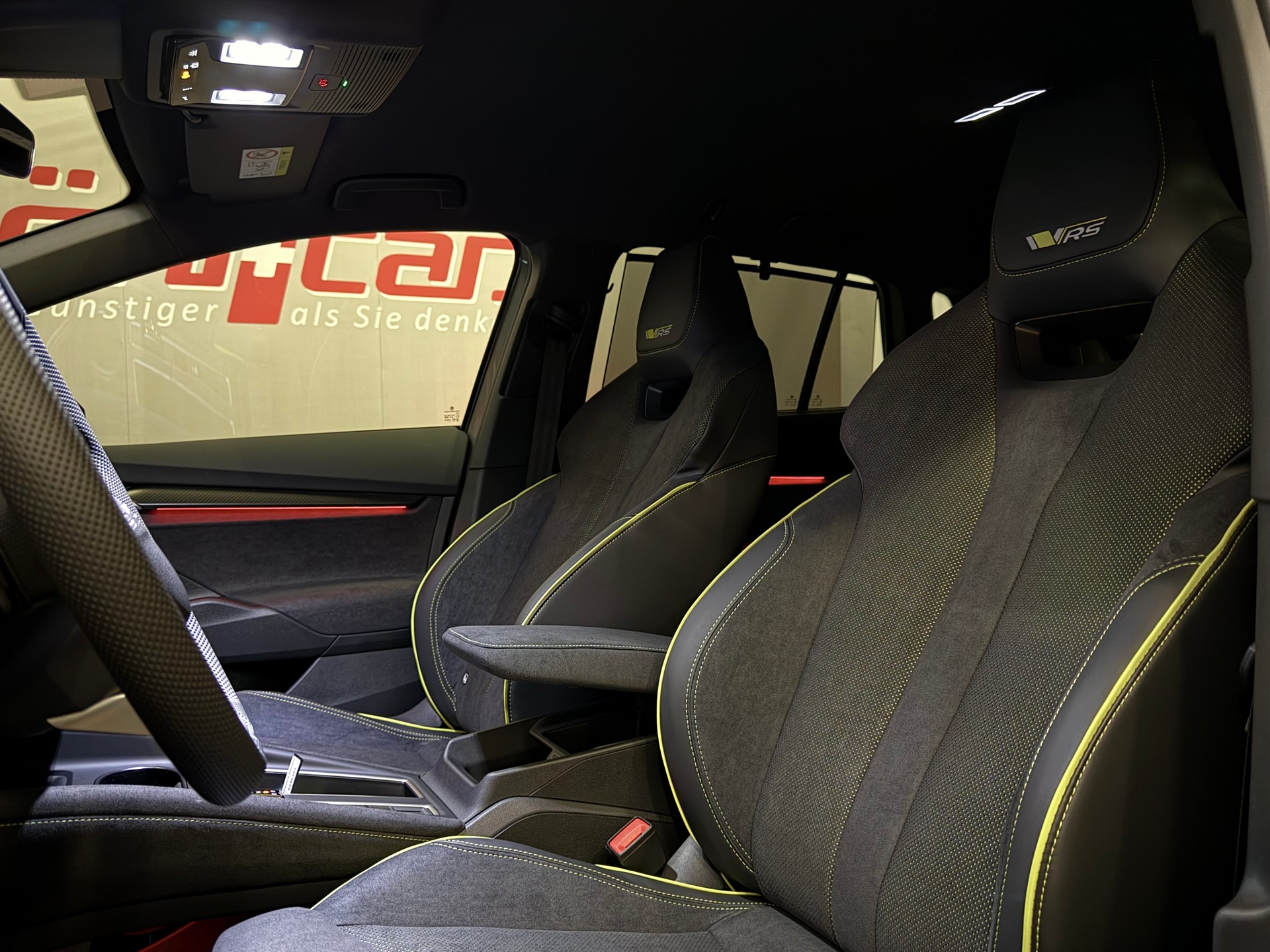 SKODA Elroq RS 4x4-image-15