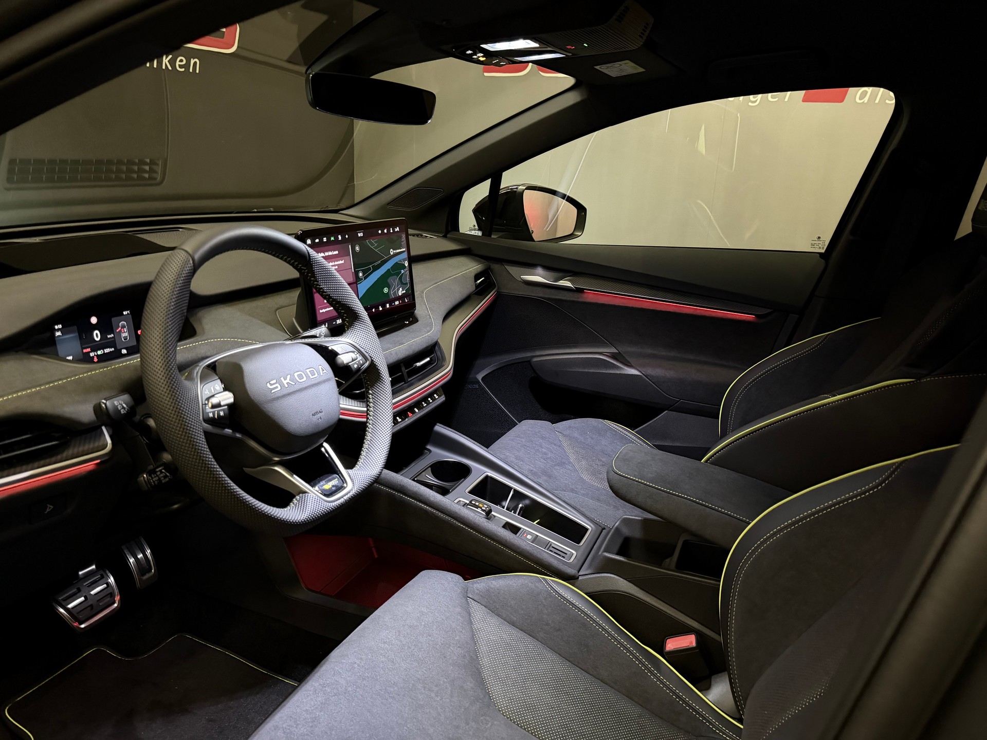SKODA Elroq RS 4x4-image-11
