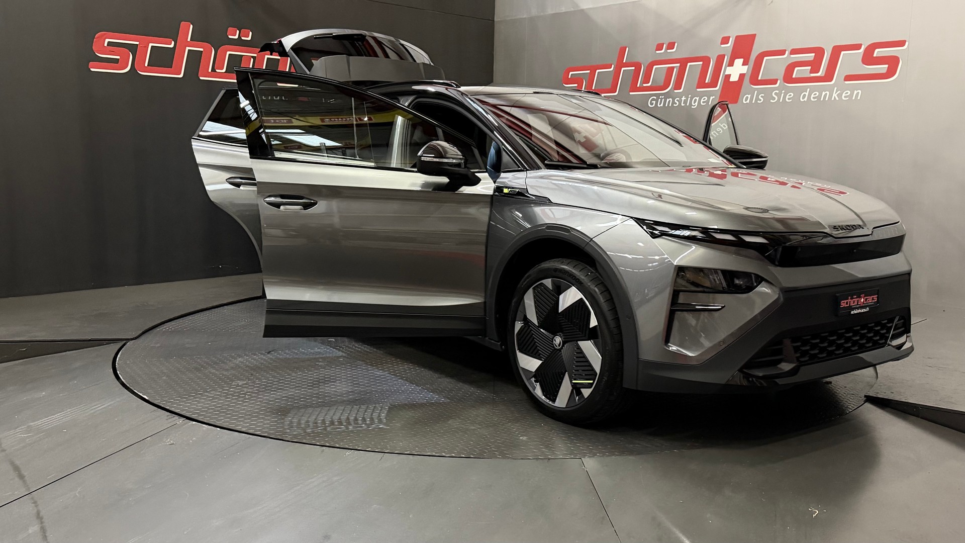 SKODA Elroq RS 4x4-image-8