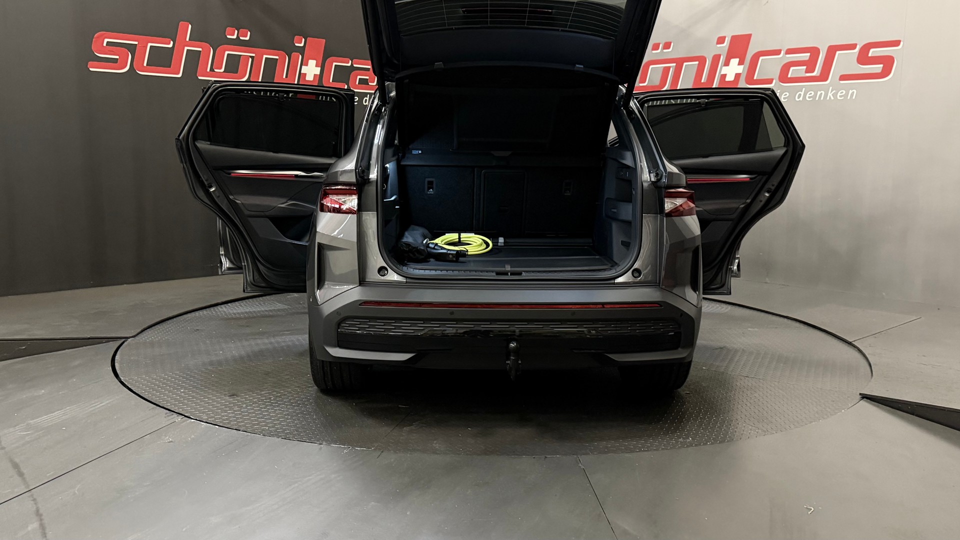 SKODA Elroq RS 4x4-image-5