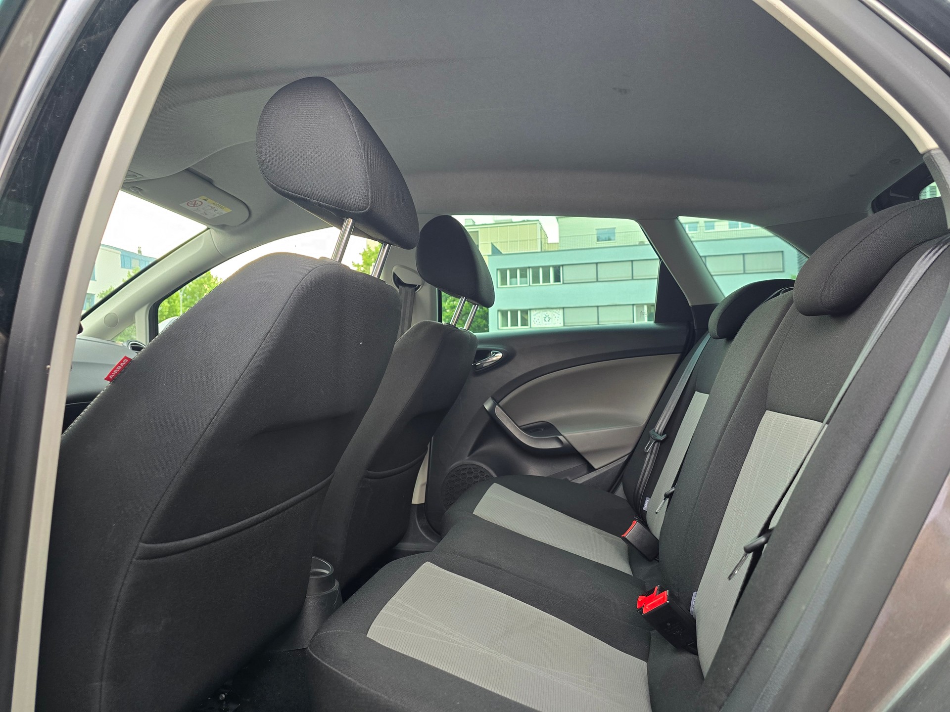 SEAT Ibiza ST 1.6 TDI Style ITECH DSG-image-10