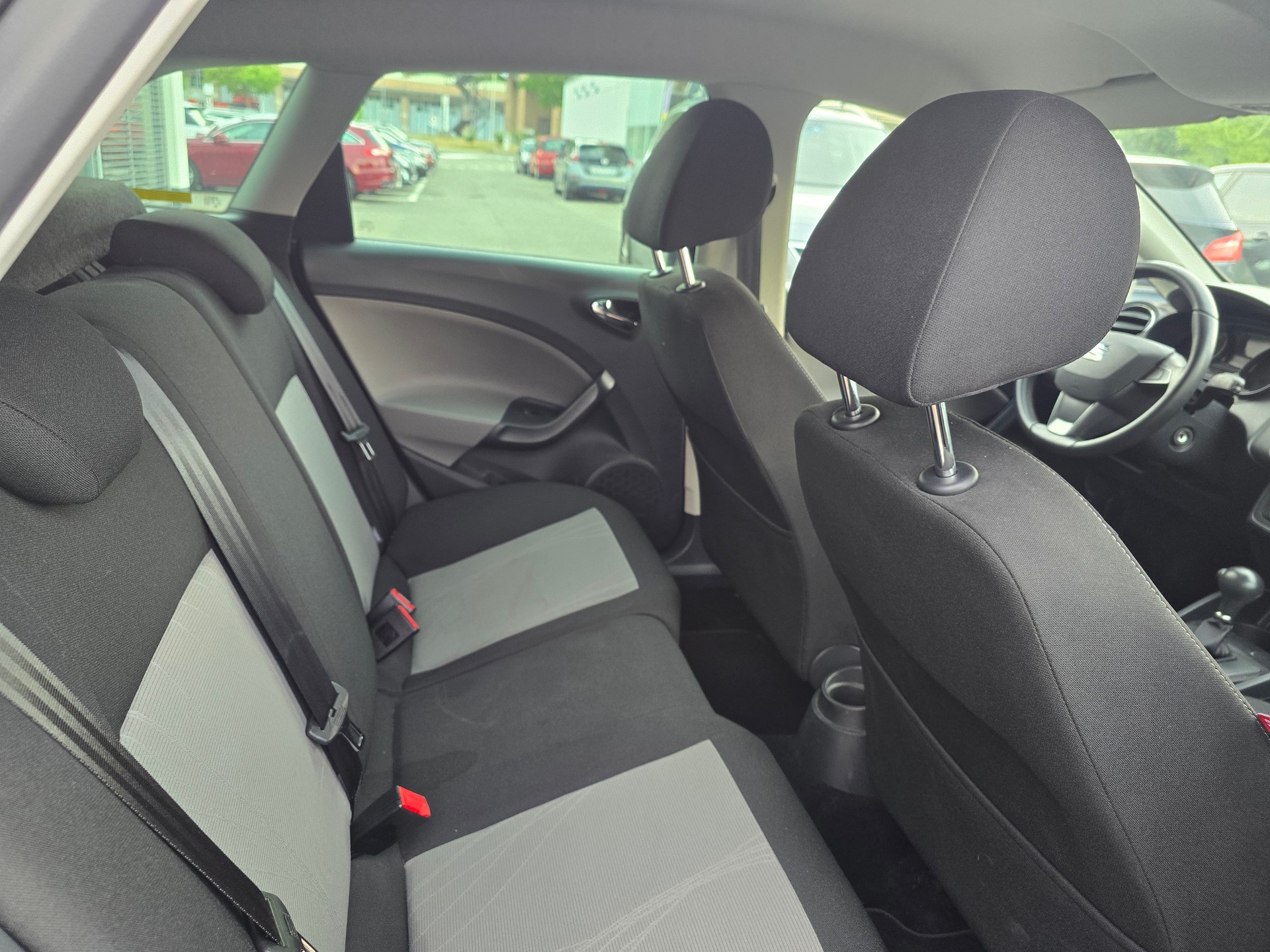 SEAT Ibiza ST 1.6 TDI Style ITECH DSG-image-11