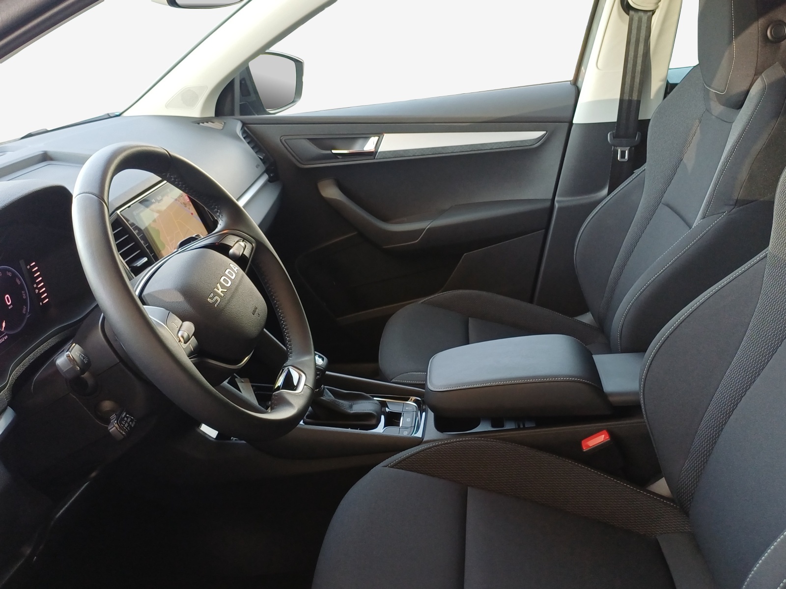SKODA Karoq 2.0 TDI CR Selection 4x4 DSG-image-7
