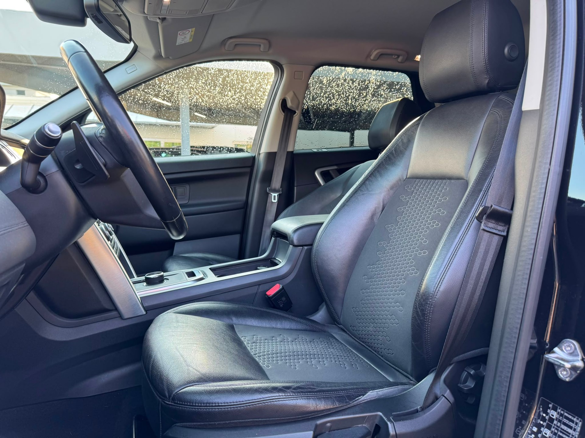 LAND ROVER Discovery Sport 2.0 TD AUTOMATIC-image-12
