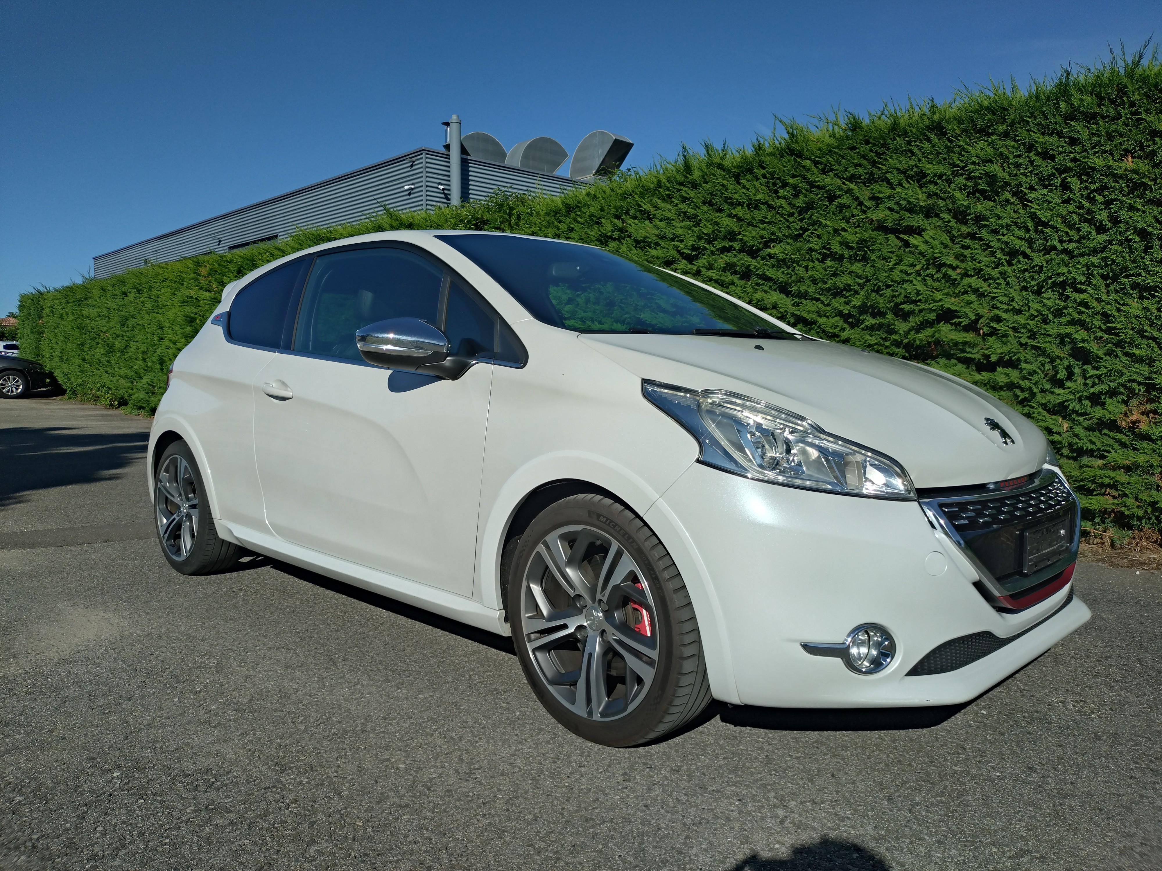 Car photo