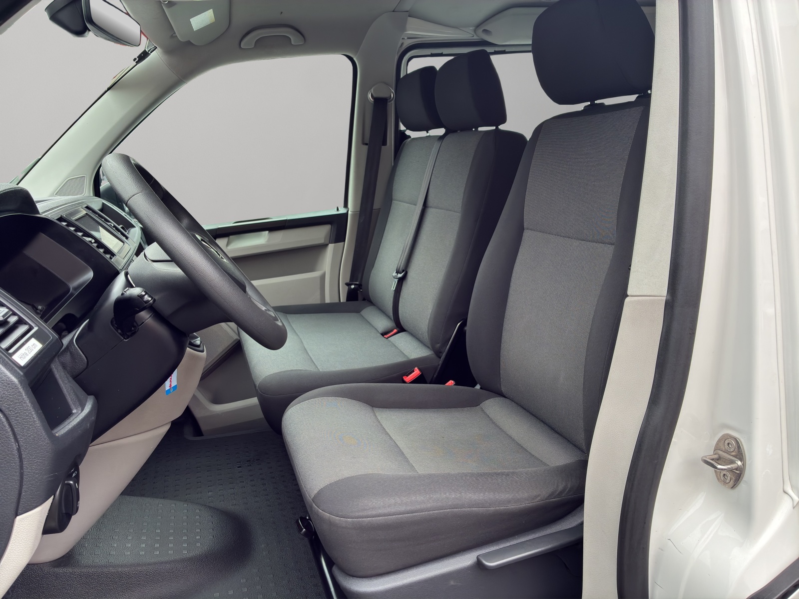 VW T6 2.0 TDI 4Motion-image-9