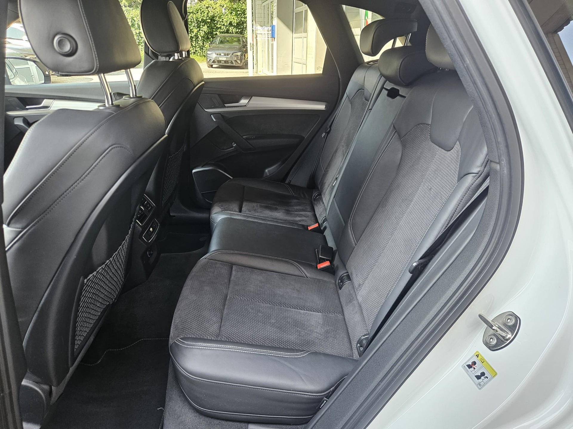 AUDI SQ5 3.0 TFSI quattro S-tronic-image-15