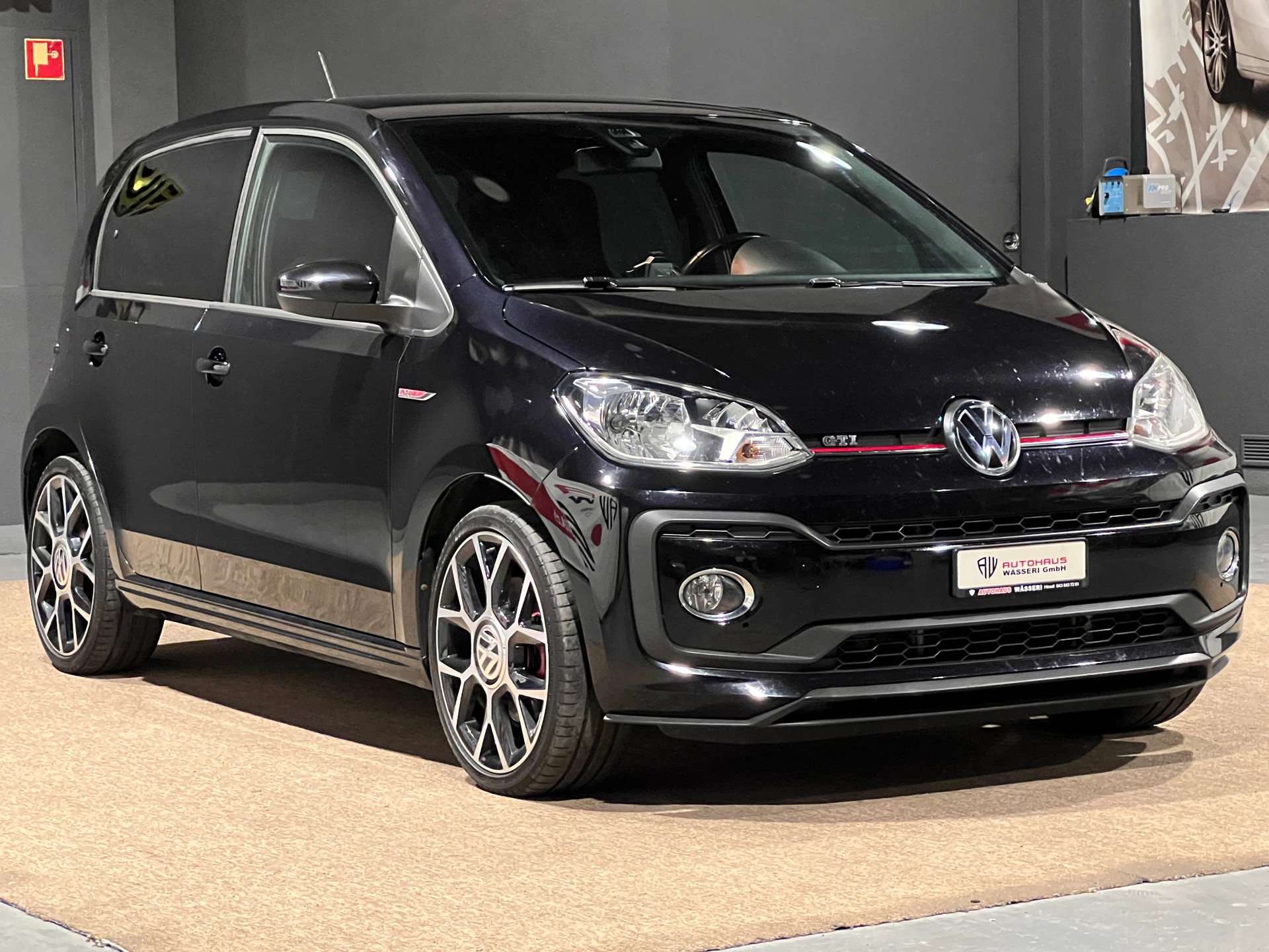 VW Up 1.0 TSI GTI-image-0