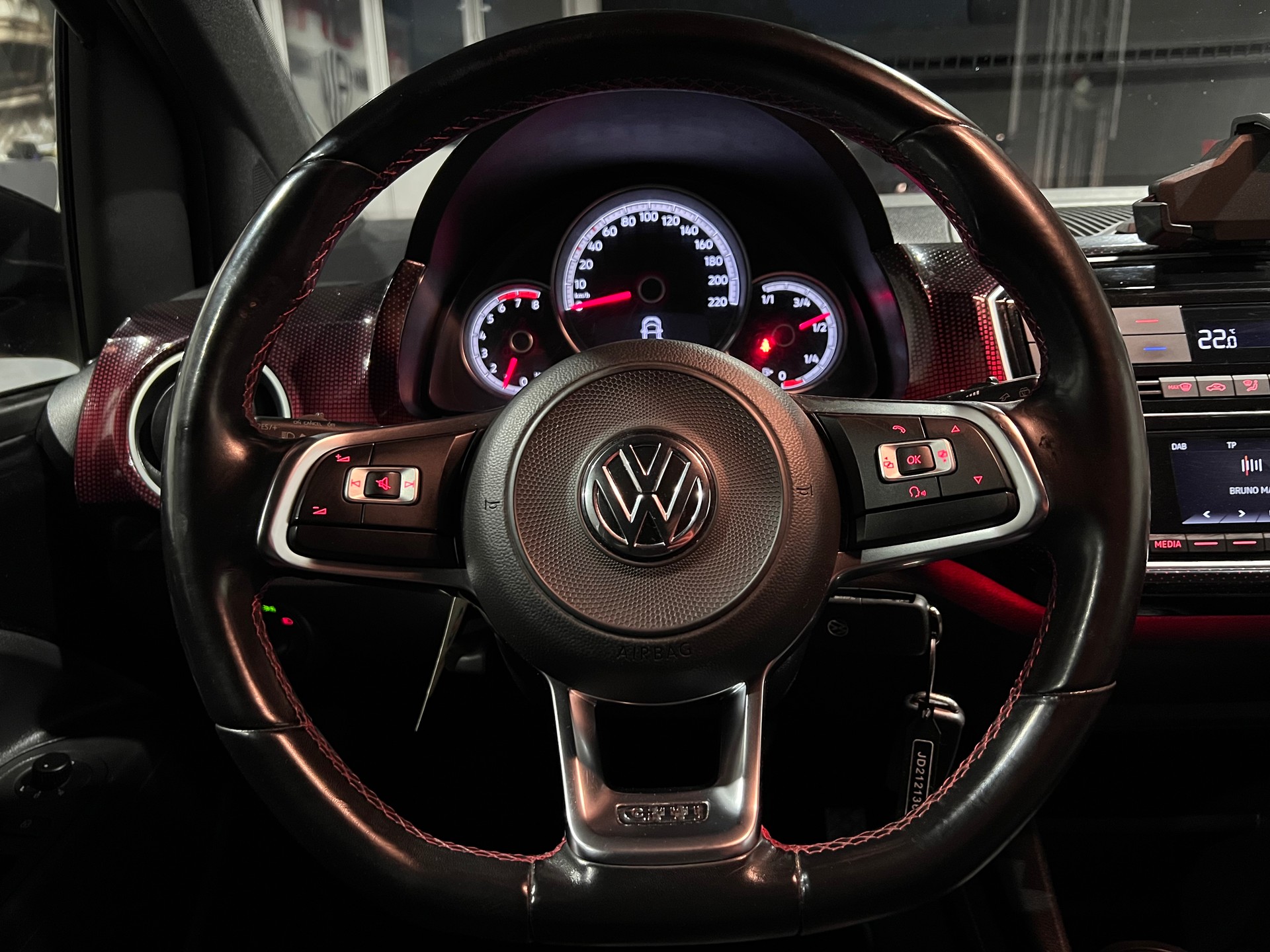 VW Up 1.0 TSI GTI-image-18