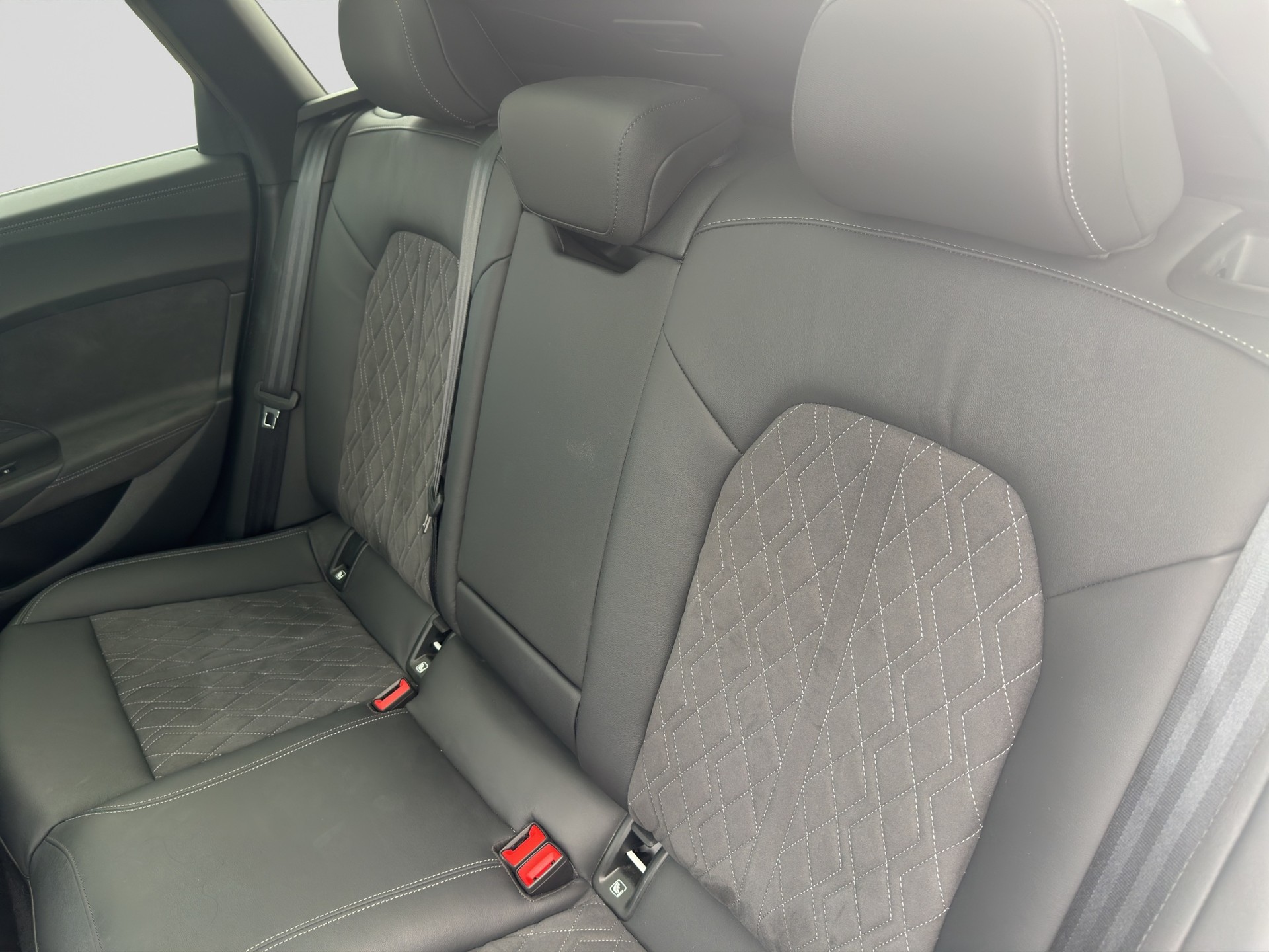 AUDI A5 Avant Black Line S Line TFSI-image-7