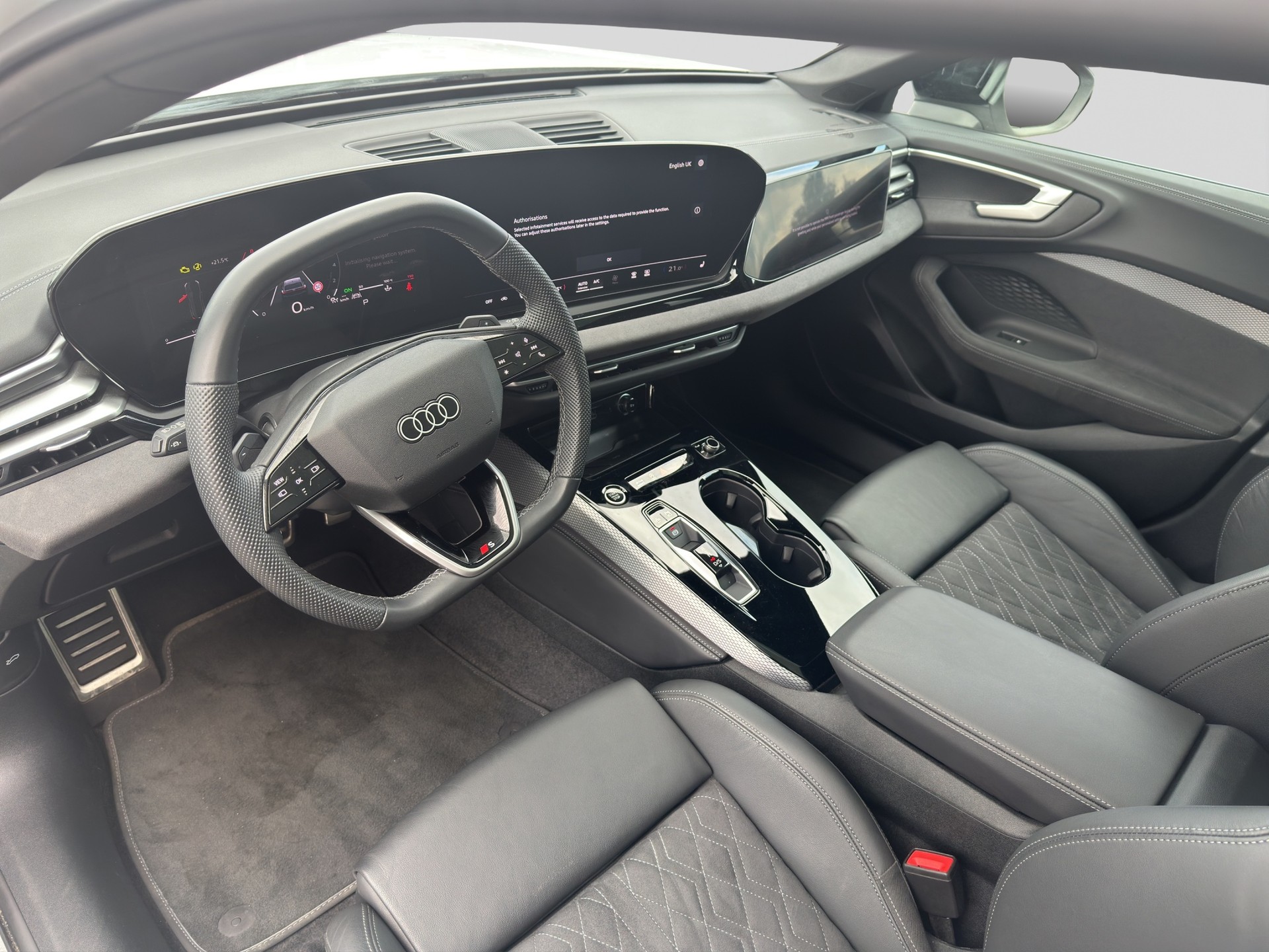 AUDI A5 Avant Black Line S Line TFSI-image-6