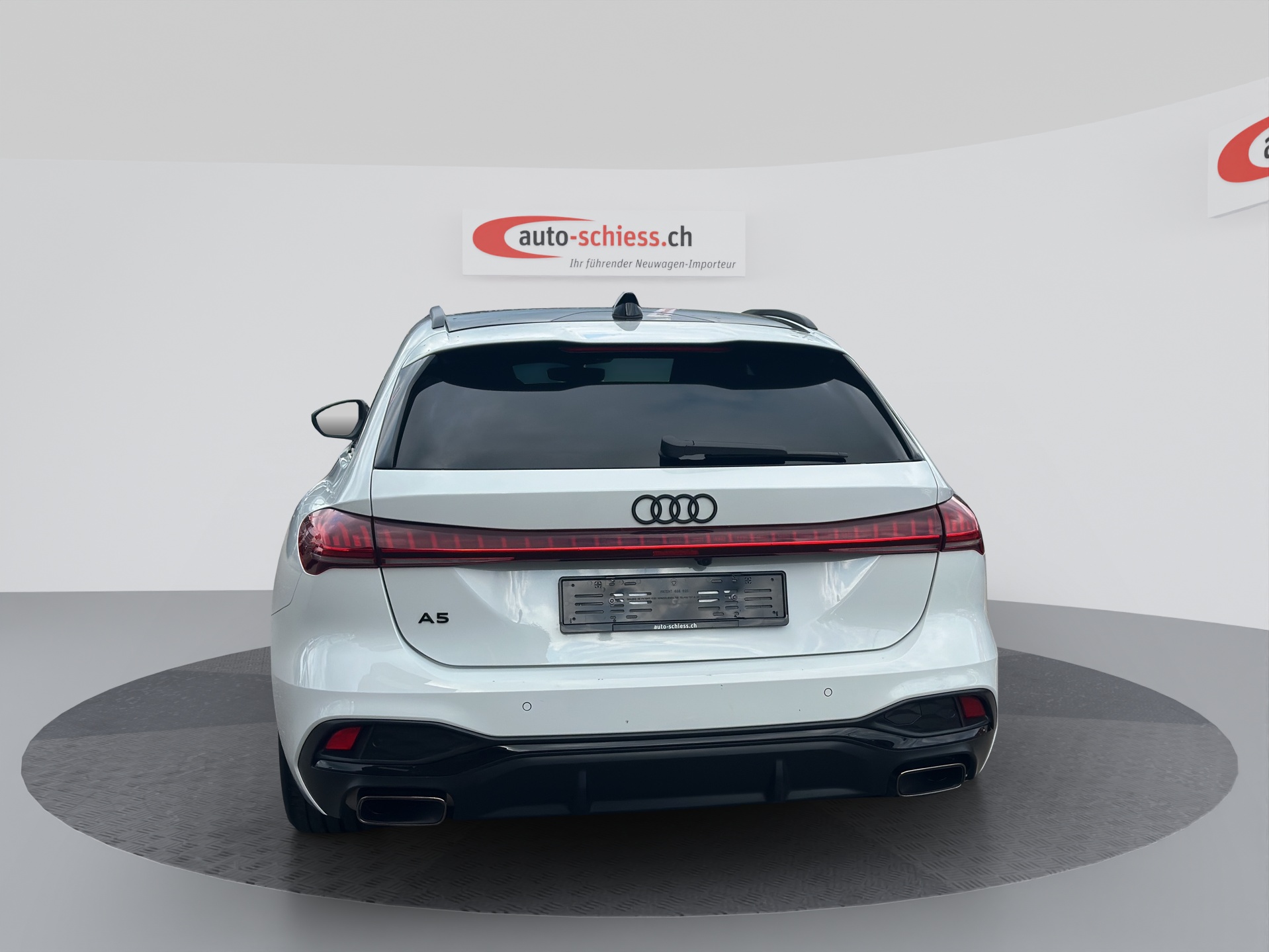 AUDI A5 Avant Black Line S Line TFSI-image-3