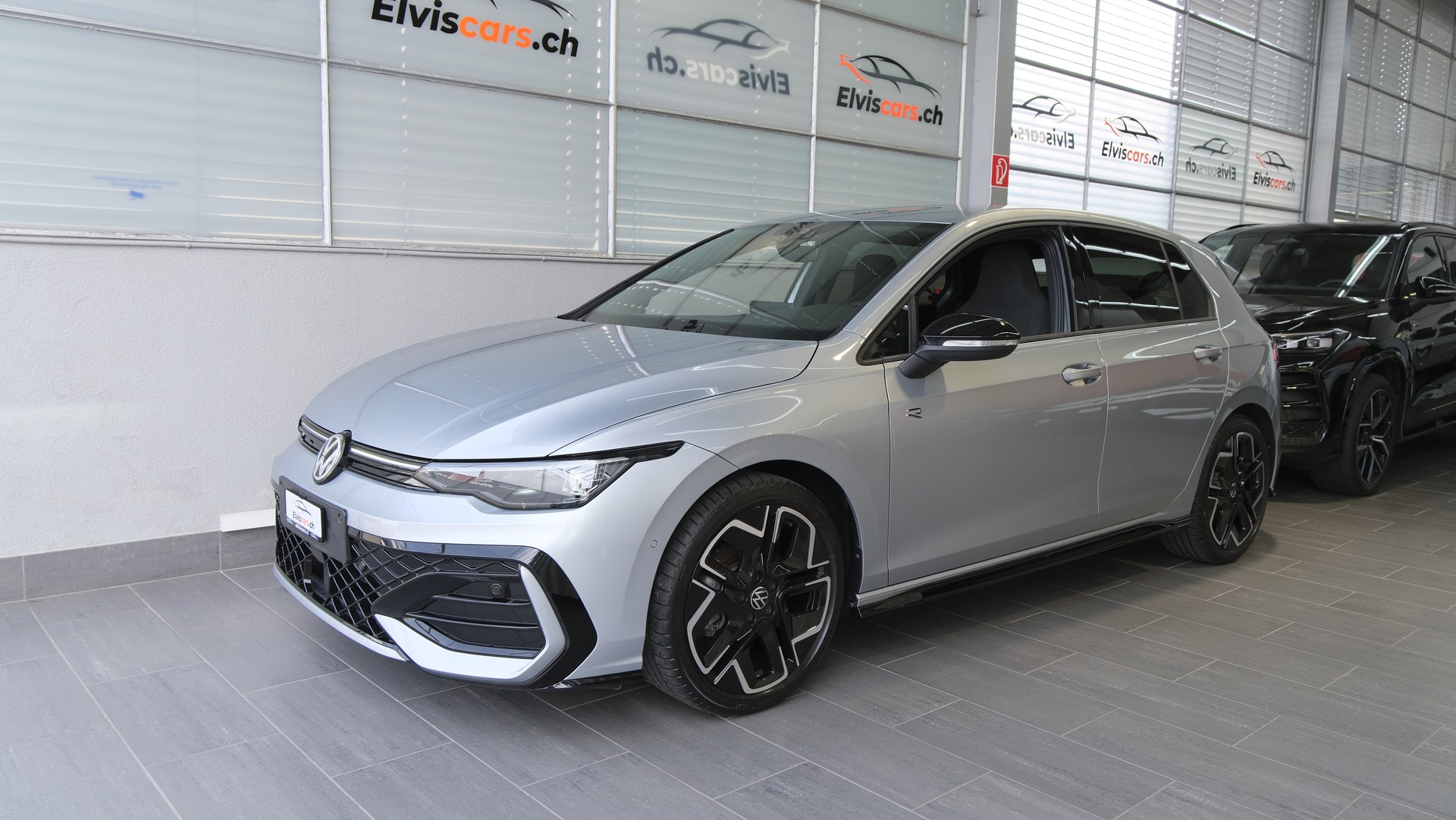 VW Golf 1.5 e TSI mHEV R-Line DSG * Black Style *-image-8