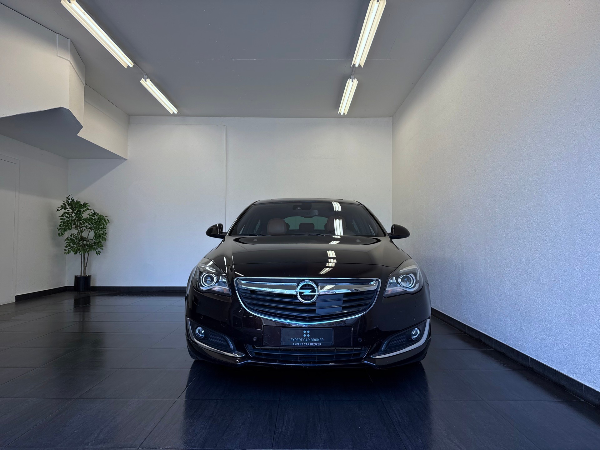 OPEL Insignia 2.0 Turbo Sport Automatic-showroom-element-3
