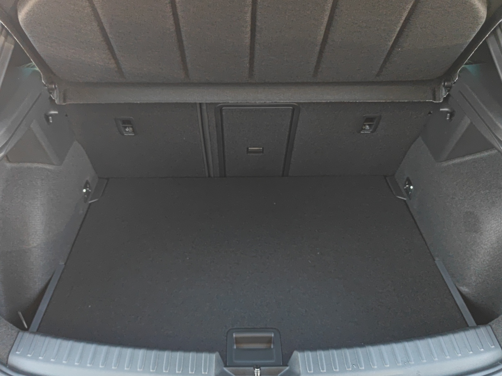 CUPRA LEON 1.5 TSI DSG-image-12