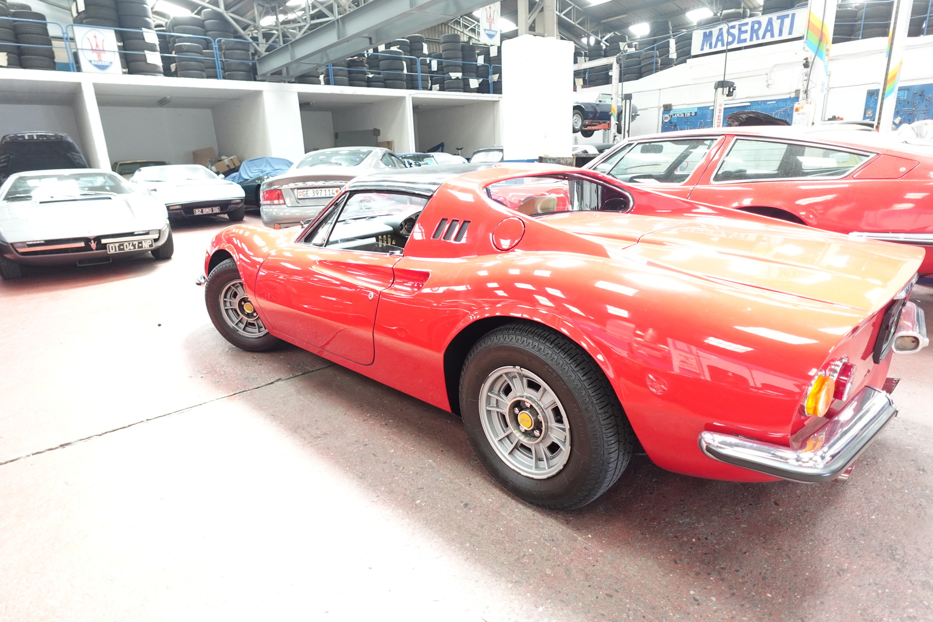 FERRARI 246 GT - Targa-image-14