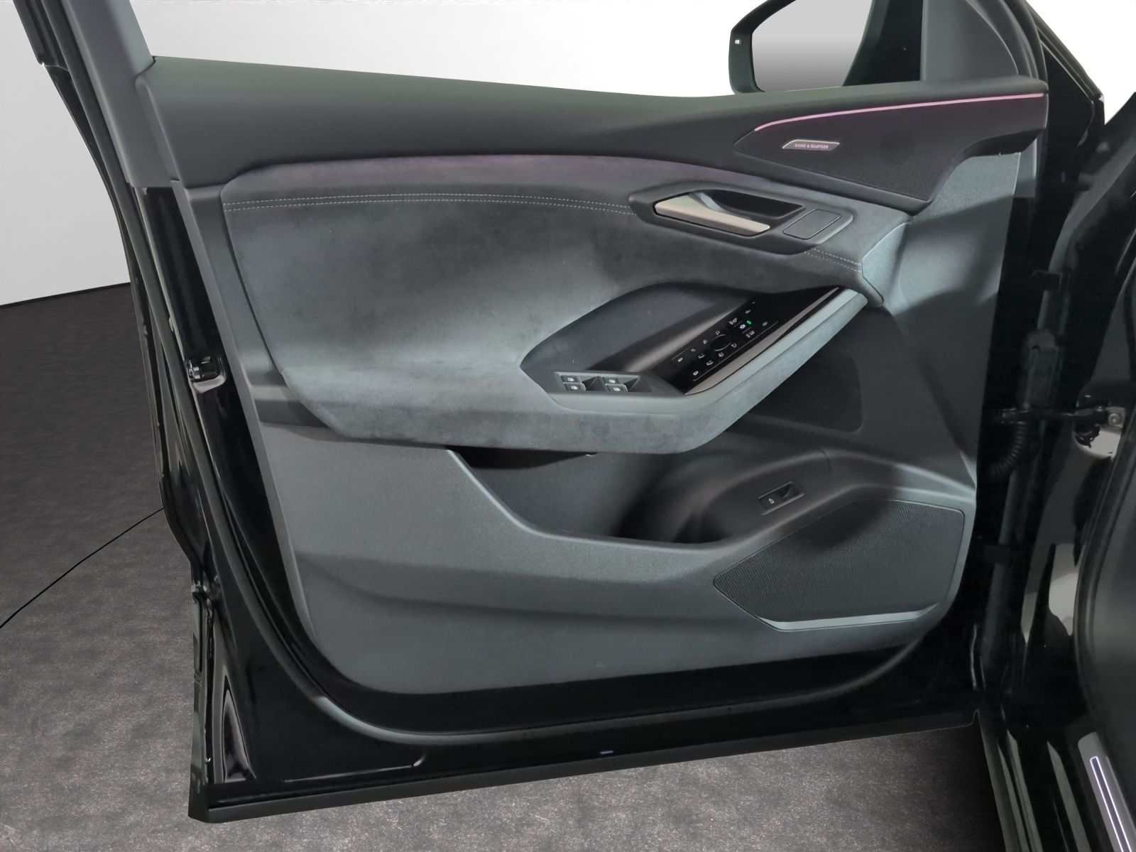 AUDI Q6 Sportback e-tron quattro-image-14