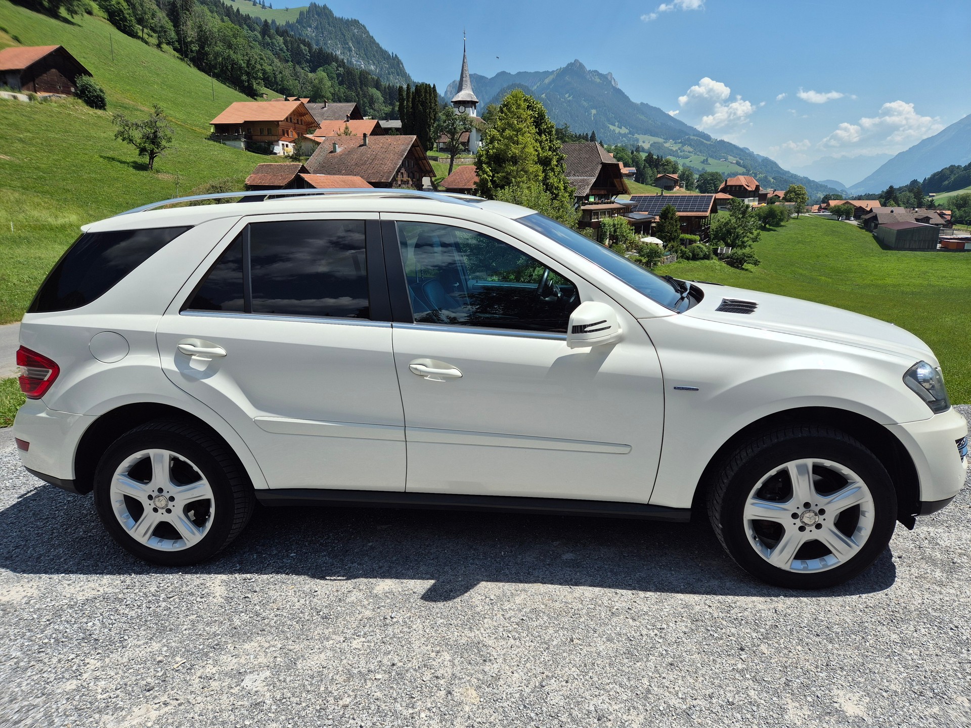 MERCEDES-BENZ ML 350 CDI BlueTec Grand Ed.-image-0