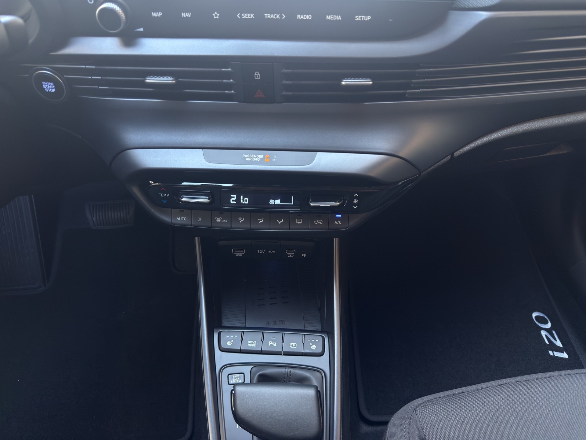 HYUNDAI i20 1.0 T-GDi Vertex DCT-image-14